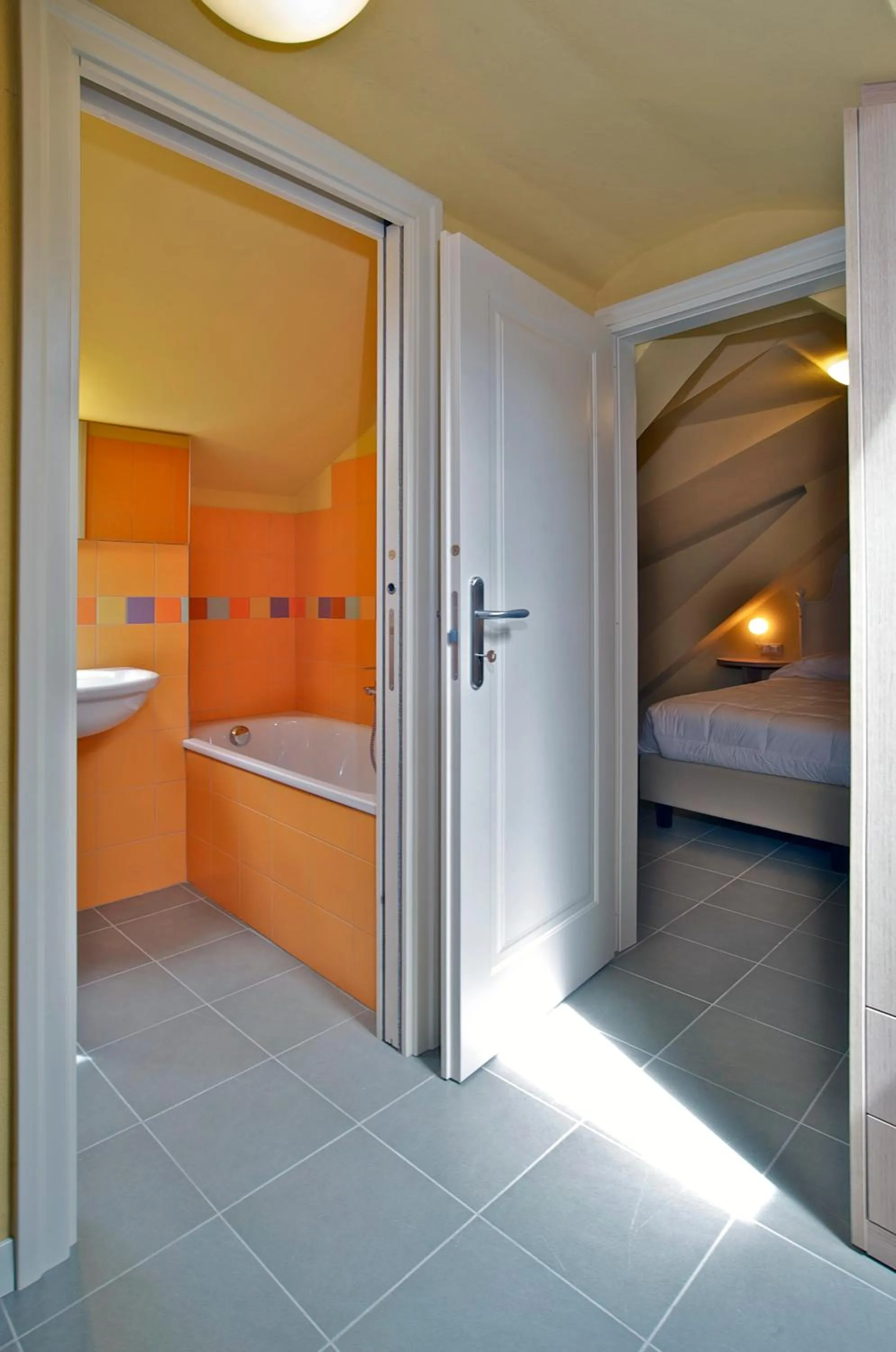 Bathroom, Bed in Locanda della Maria