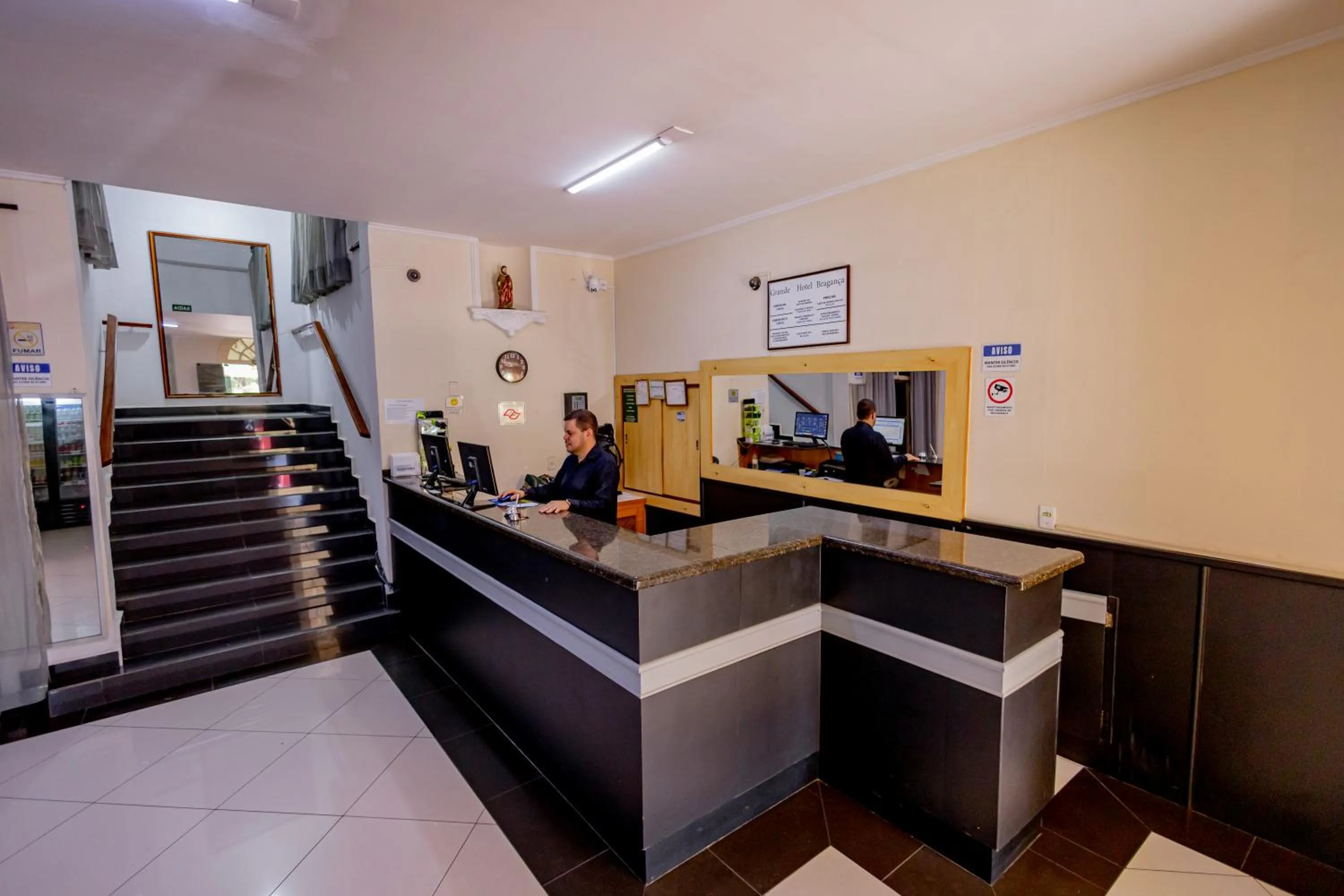 Lobby or reception in Grande Hotel Bragança