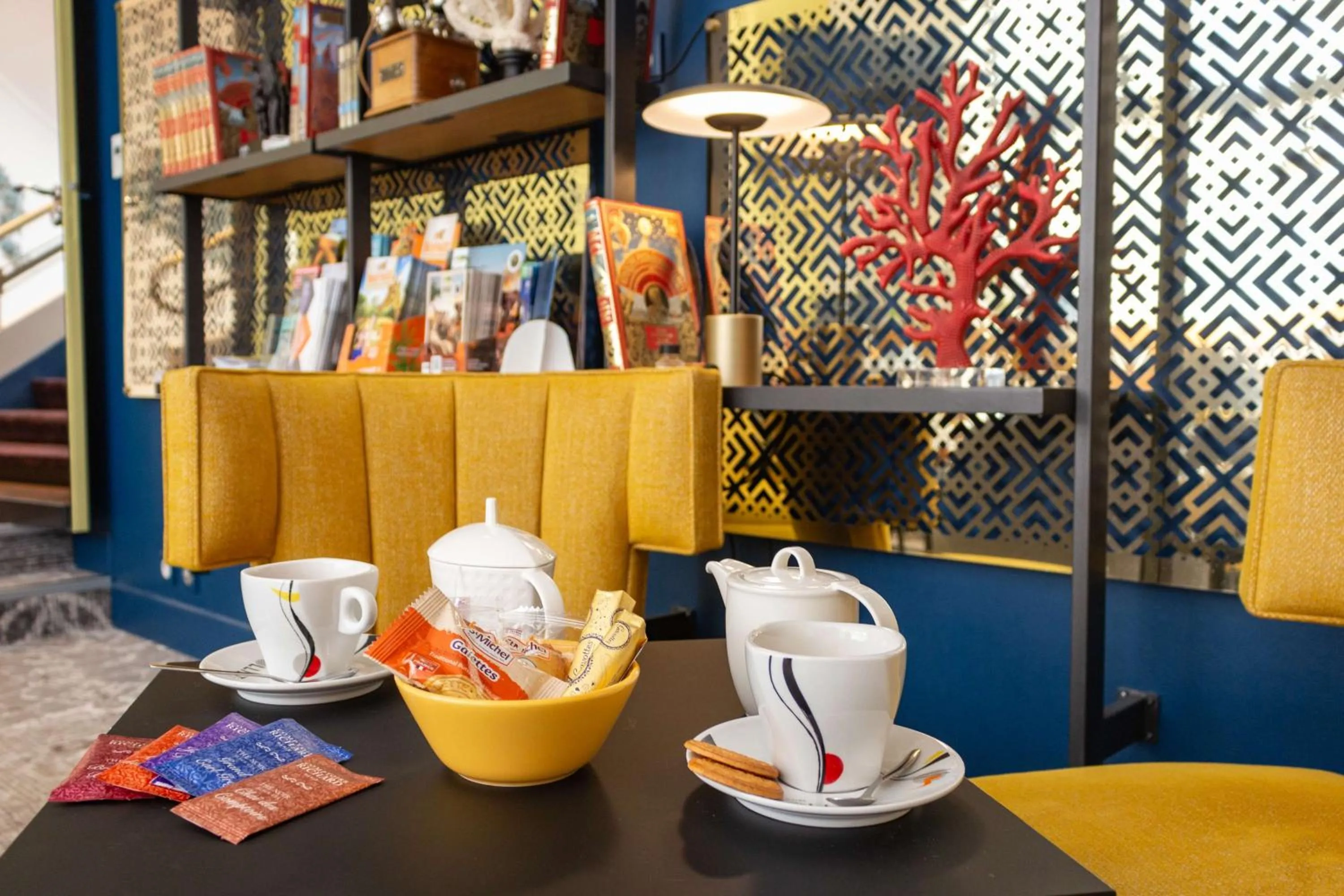 Lounge or bar in Best Western Hotel Graslin