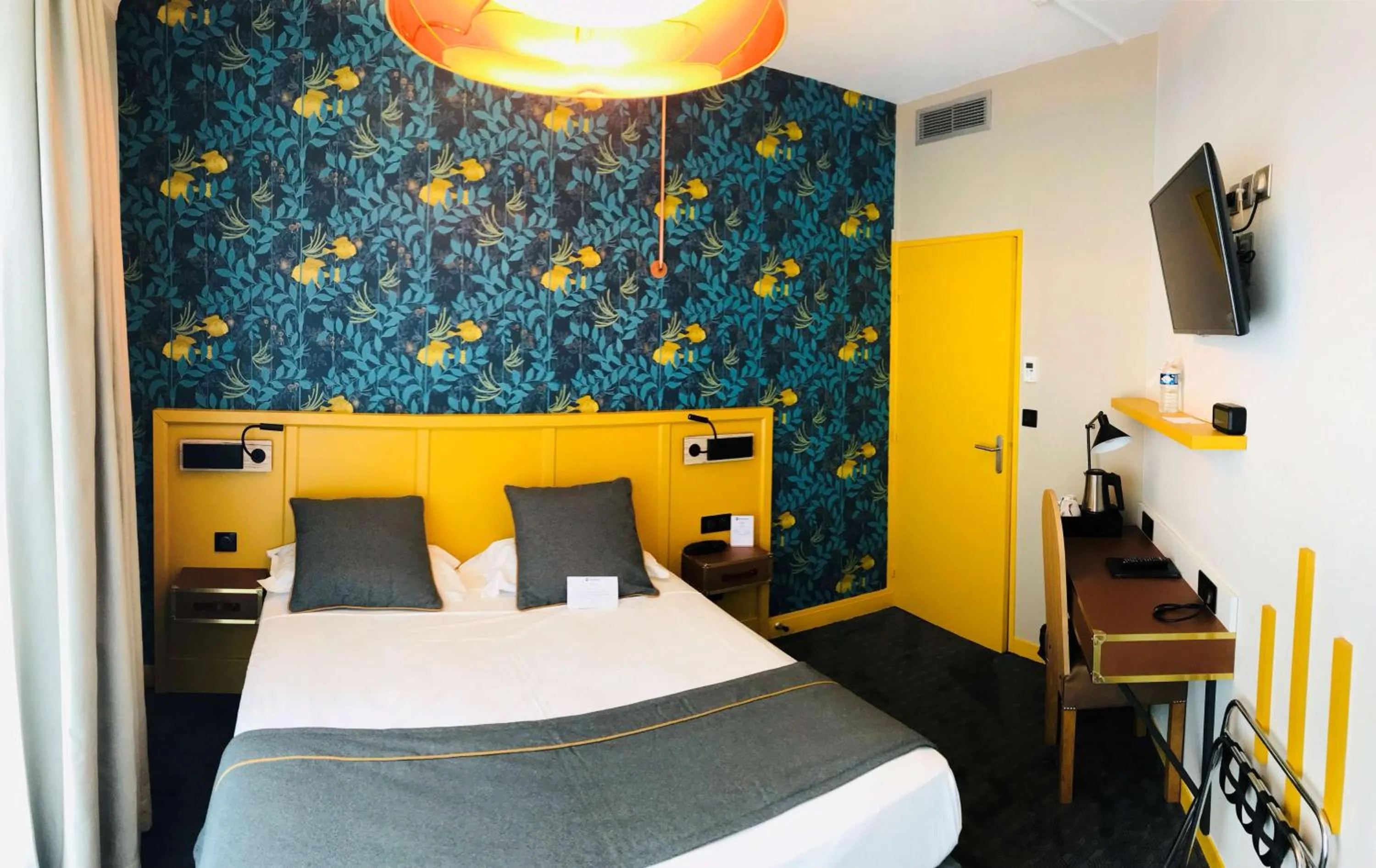 Bed in Best Western Hotel Graslin