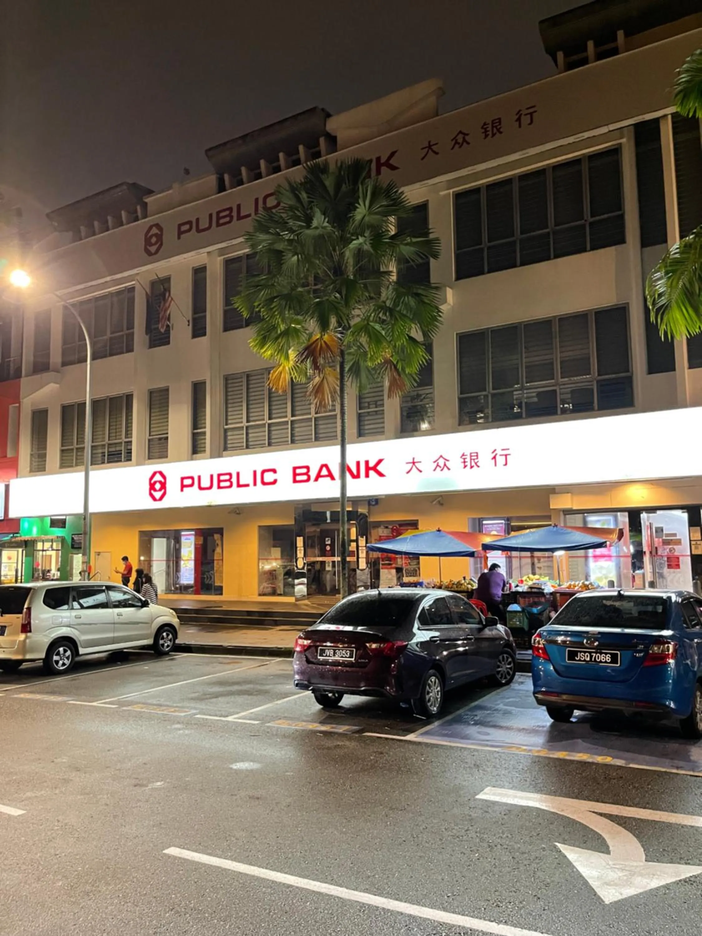 Property building in ZZZ SLEEP MODE CAPSULE