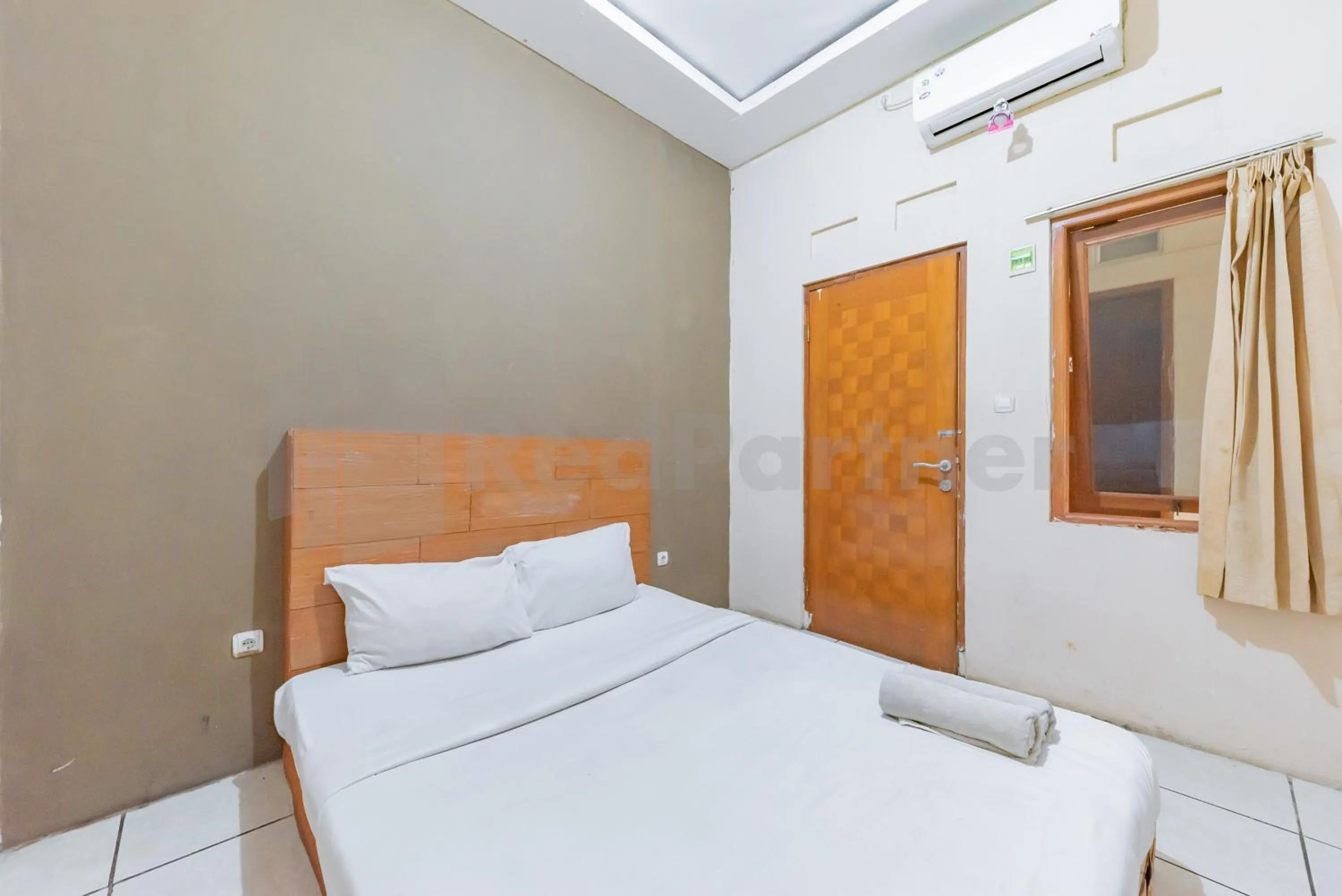 Bed in Wisma Alamanda RedPartner