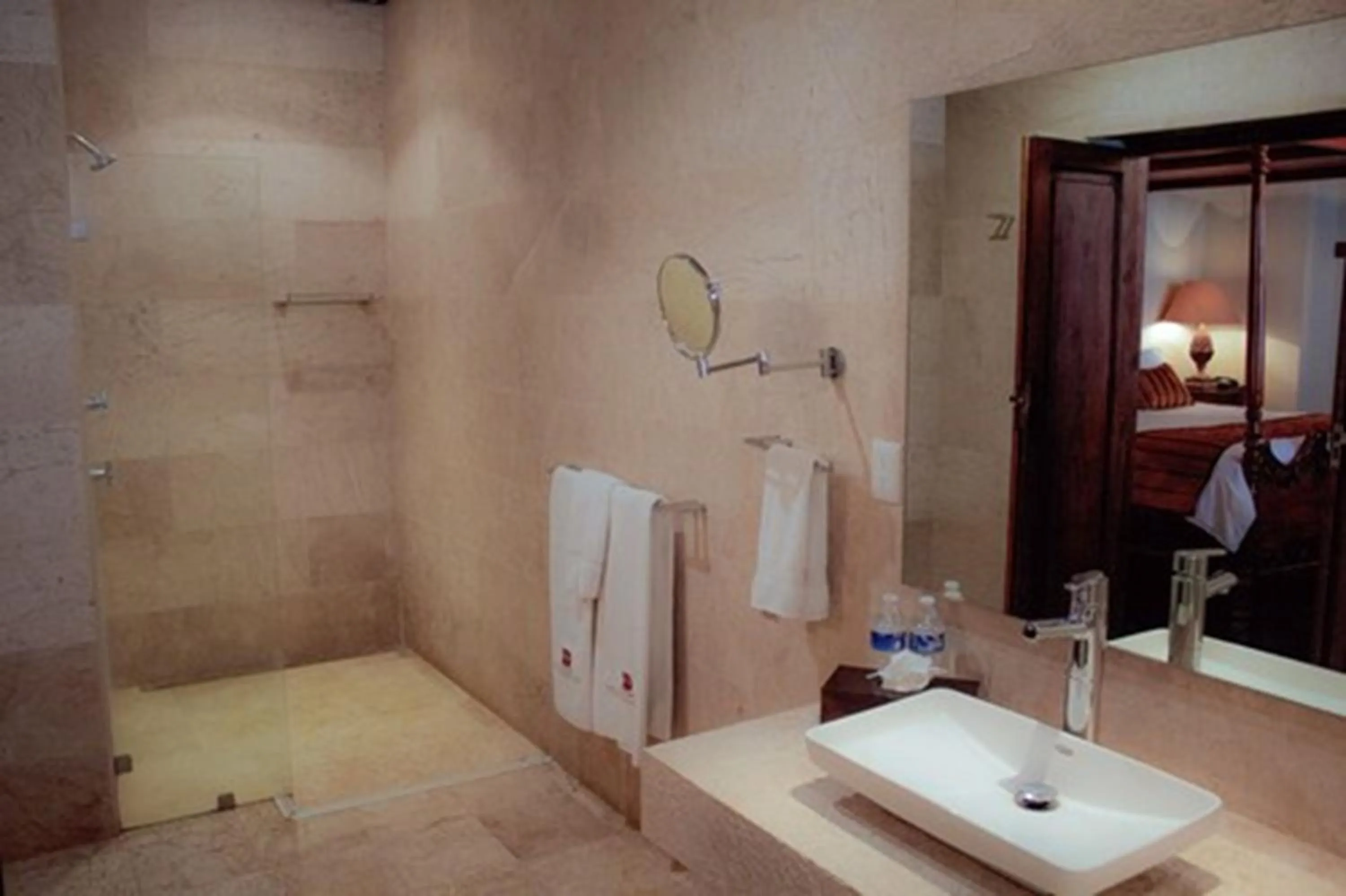 Shower in Mansion de los Sueños