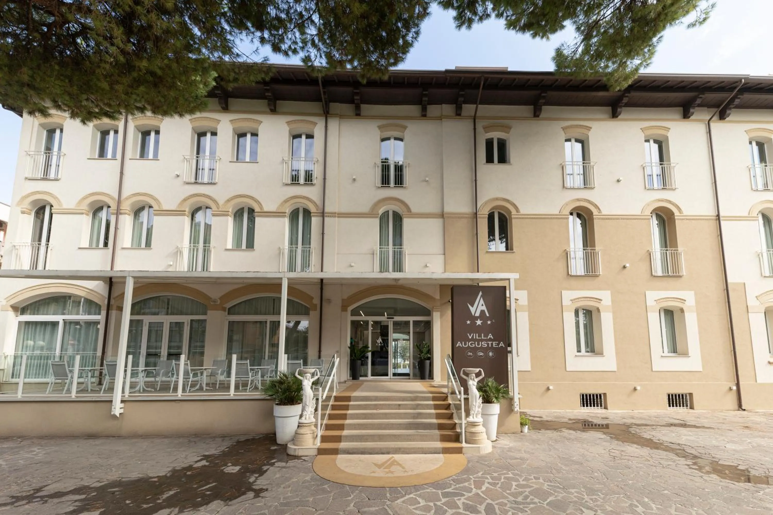 Property building in Hotel Villa Augustea