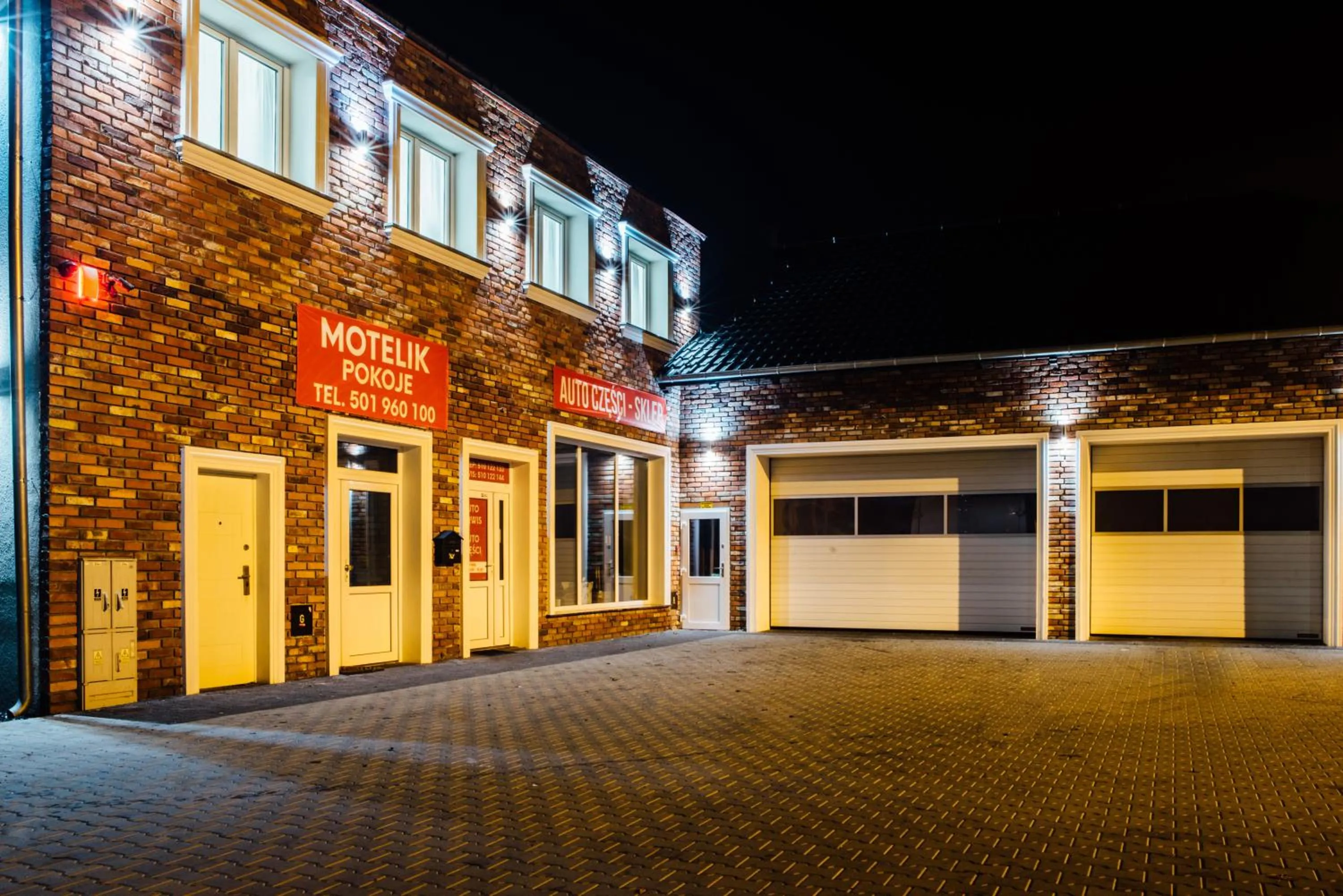 Property building in Motelik Janowski