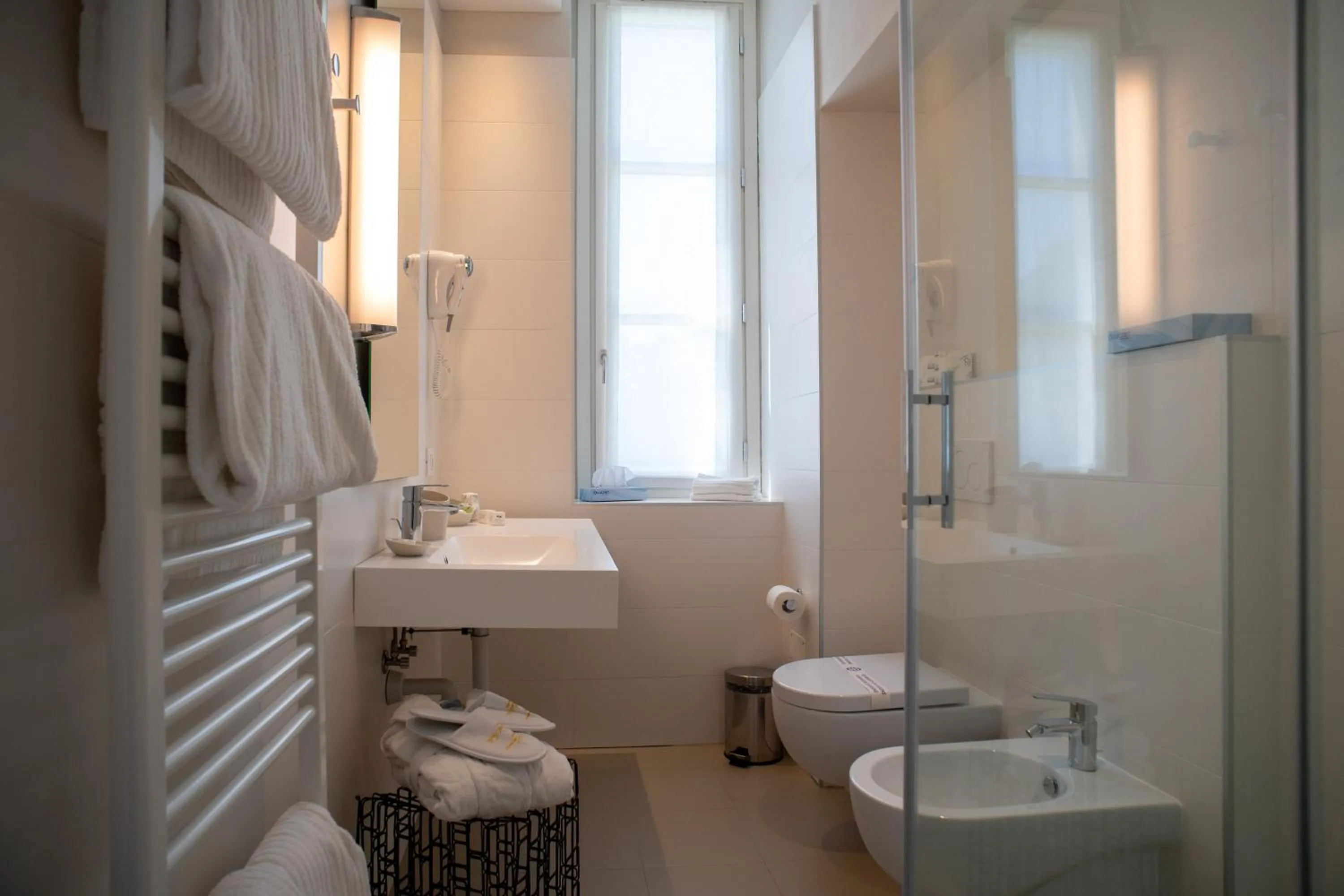 Shower in Park Hotel Italia