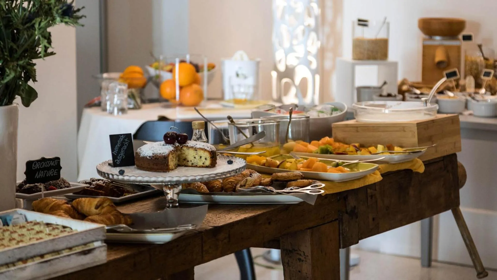 Breakfast in Park Hotel Italia