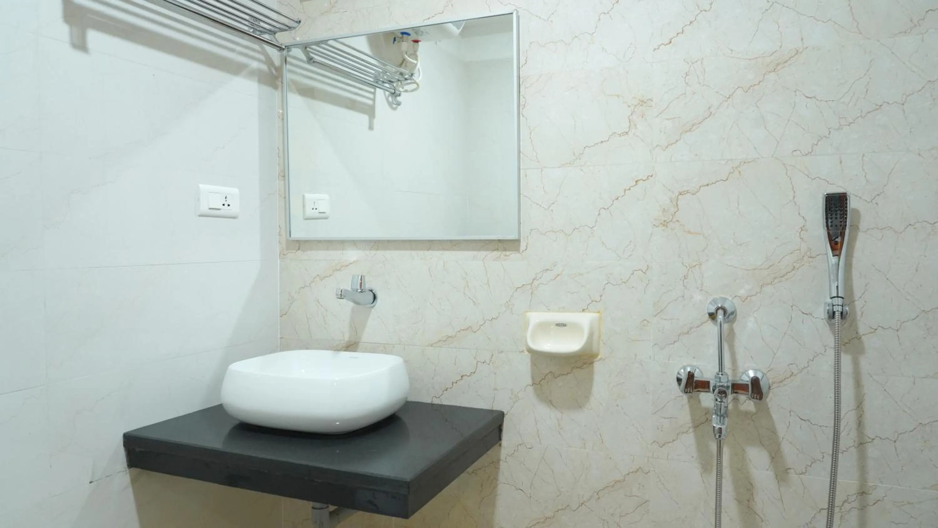 Toilet in Hotel Sri Ram Grand