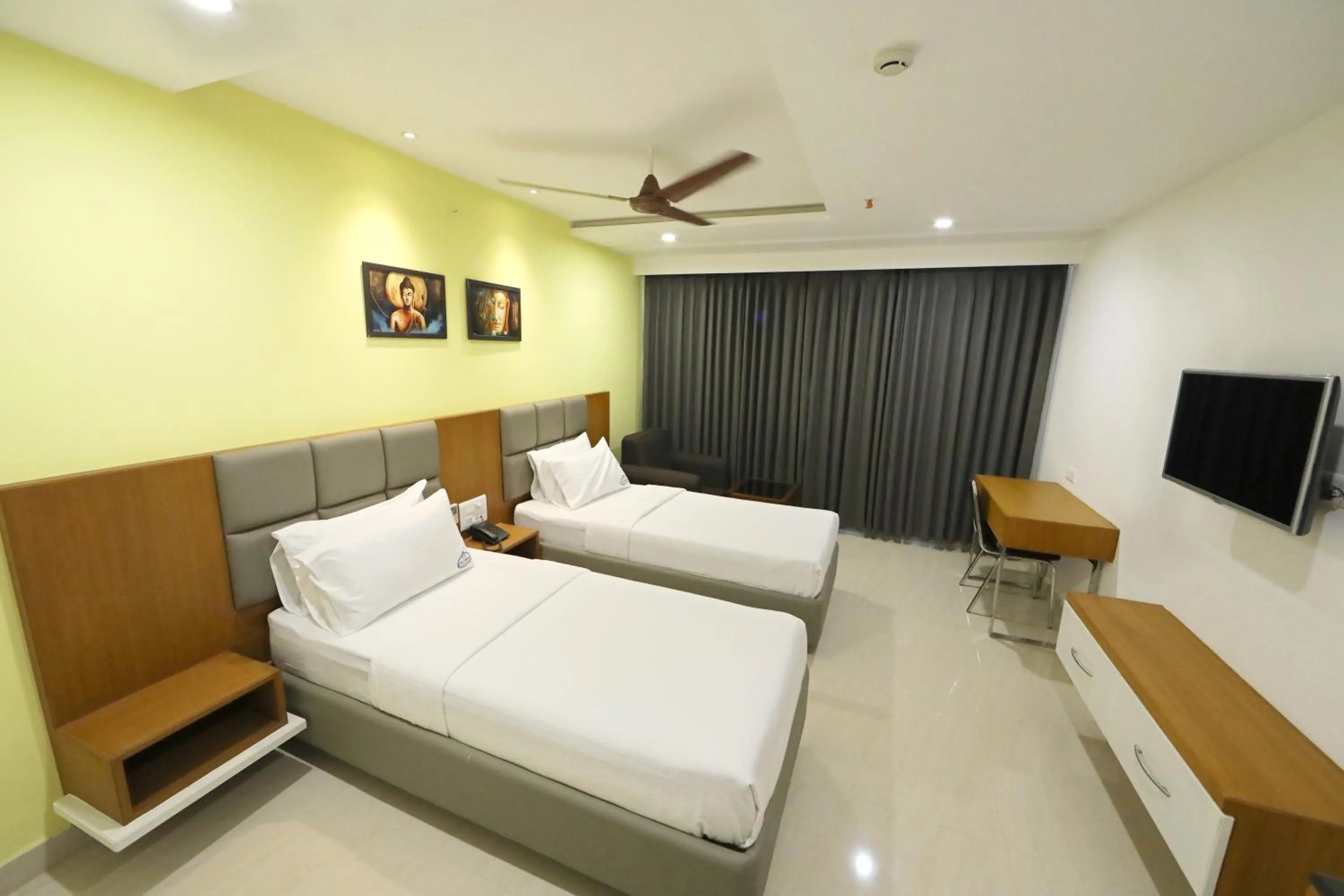 Bedroom, Bed in Hotel Sri Ram Grand