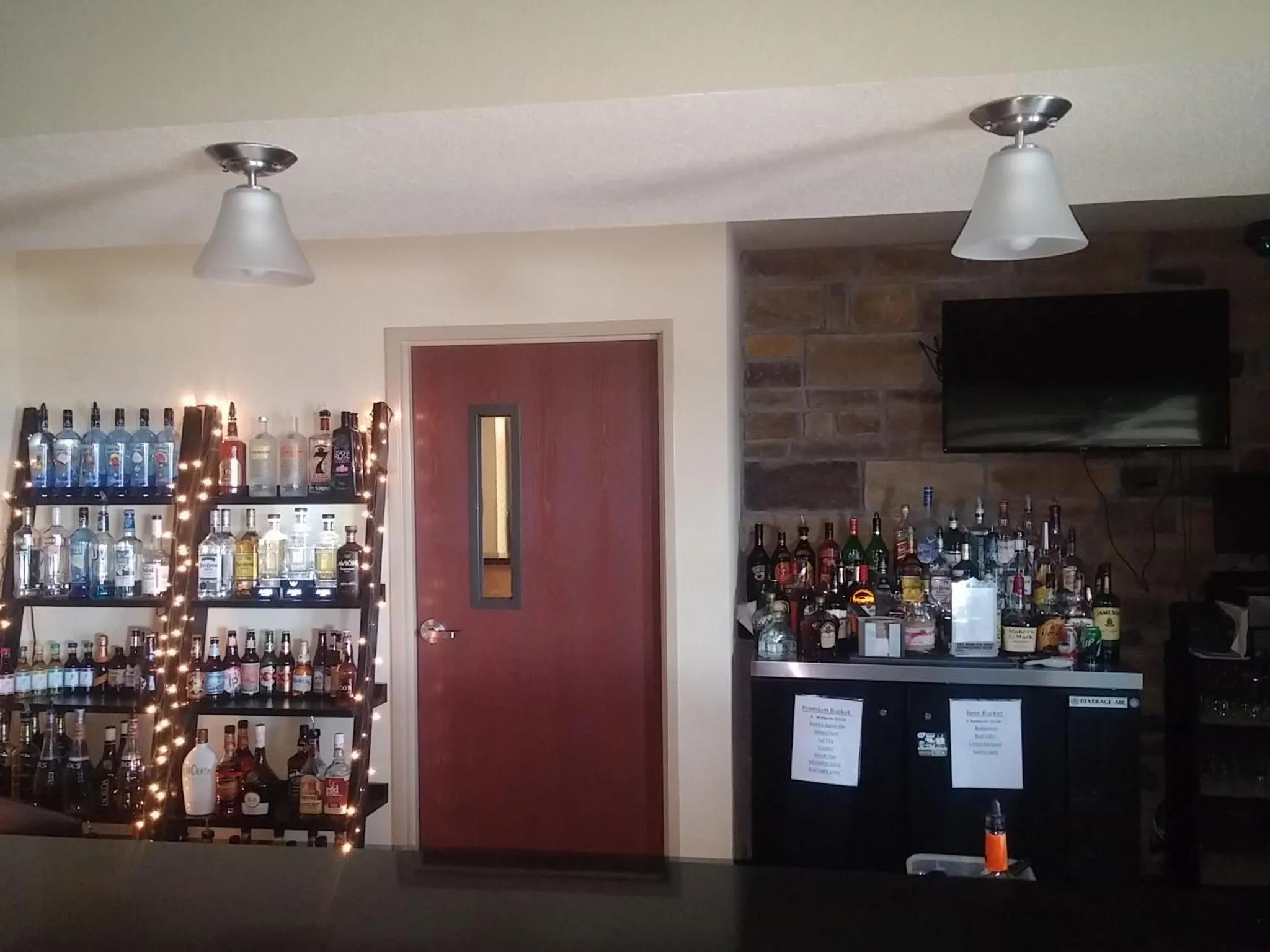 Lounge or bar in Cobblestone Inn & Suites - Holyoke