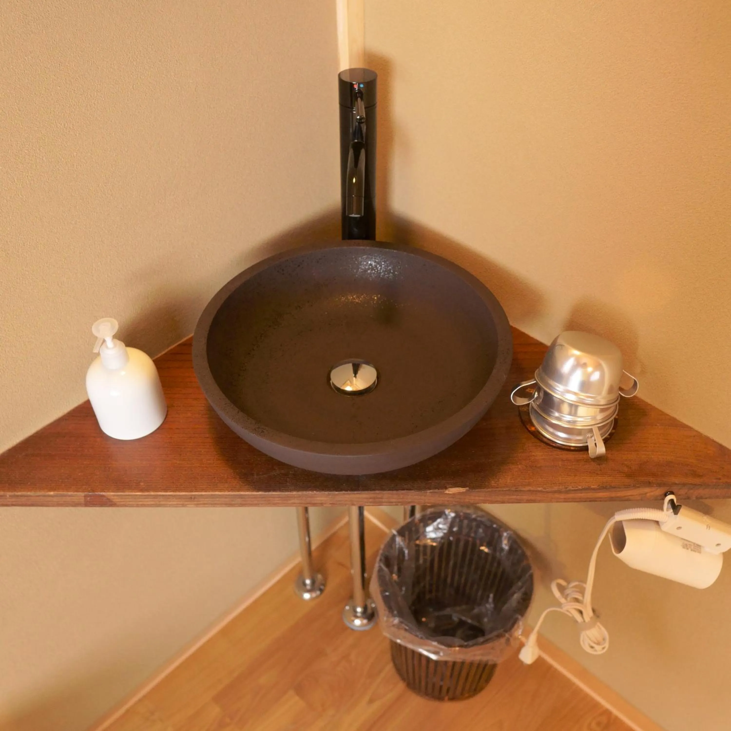 Photo of the whole room in Kinoya Hostel