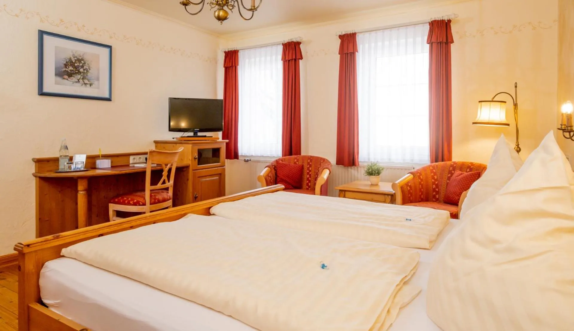 Photo of the whole room, Bed in Harzhotel Zum Prinzen