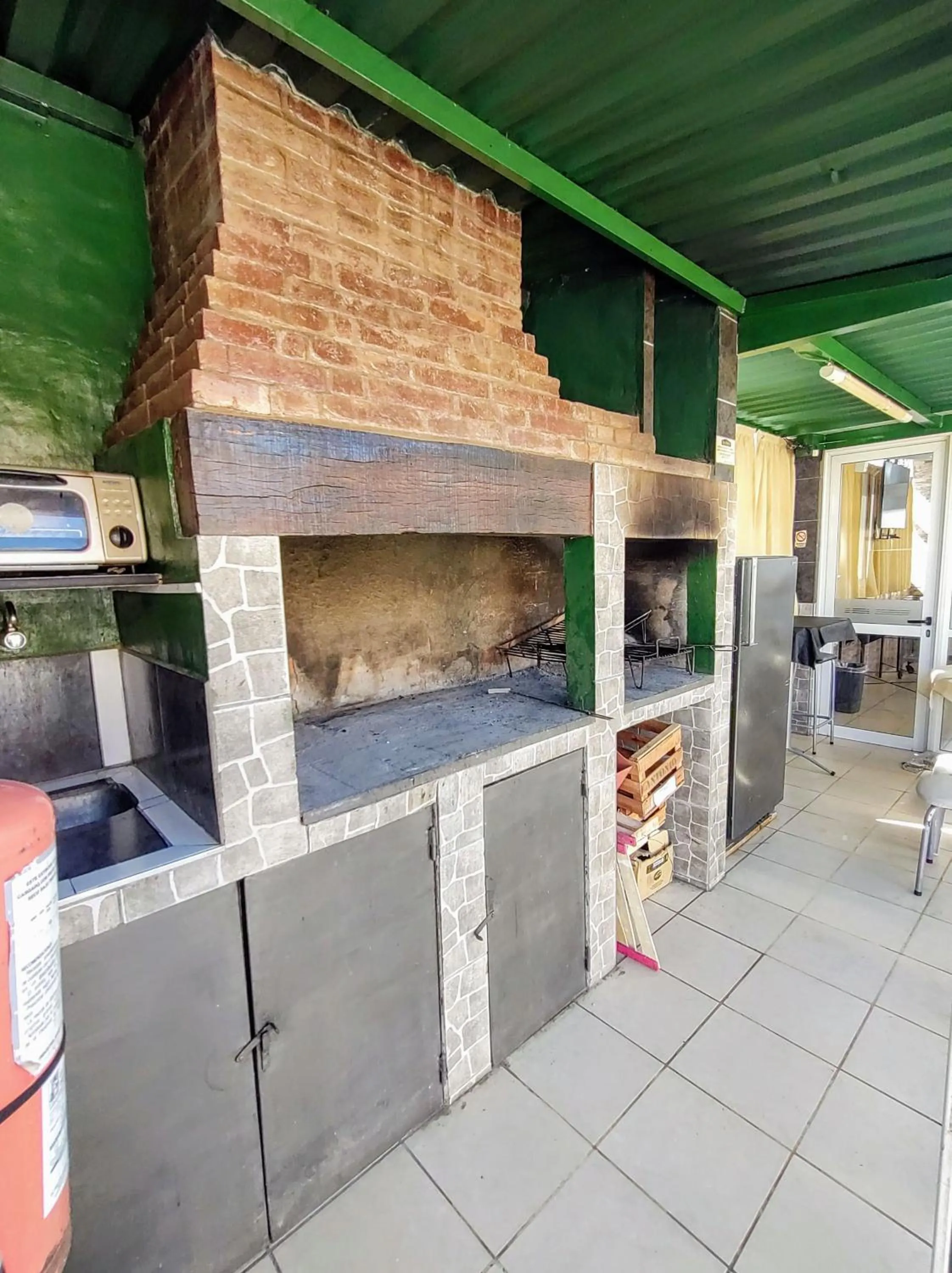 BBQ facilities in Plaza Milenium