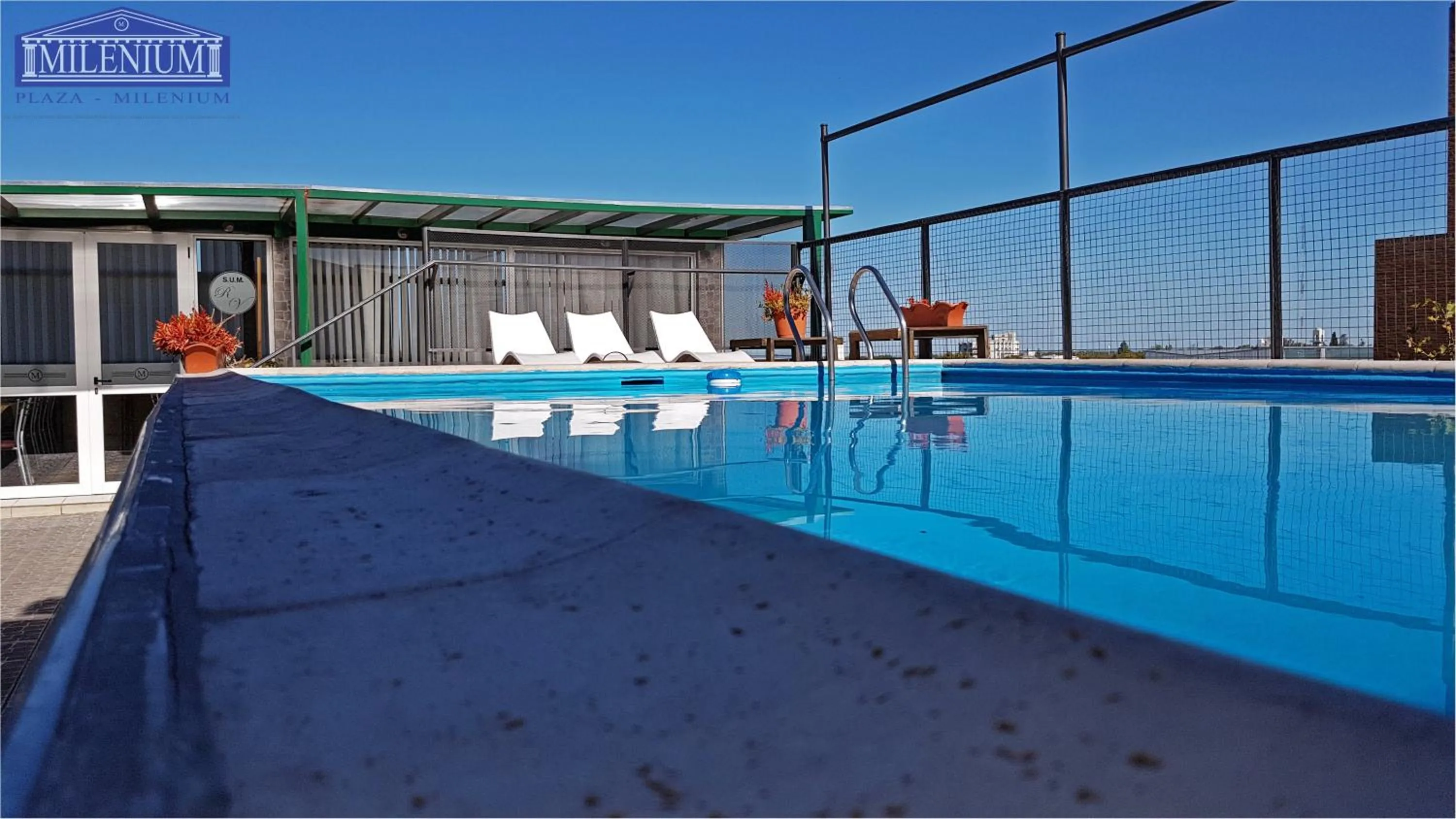 Spring in Plaza Milenium