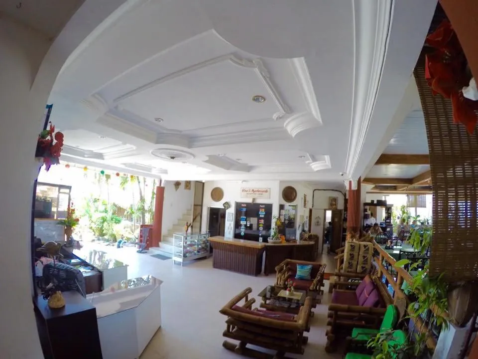 Eve's Kiosk Dive Resort