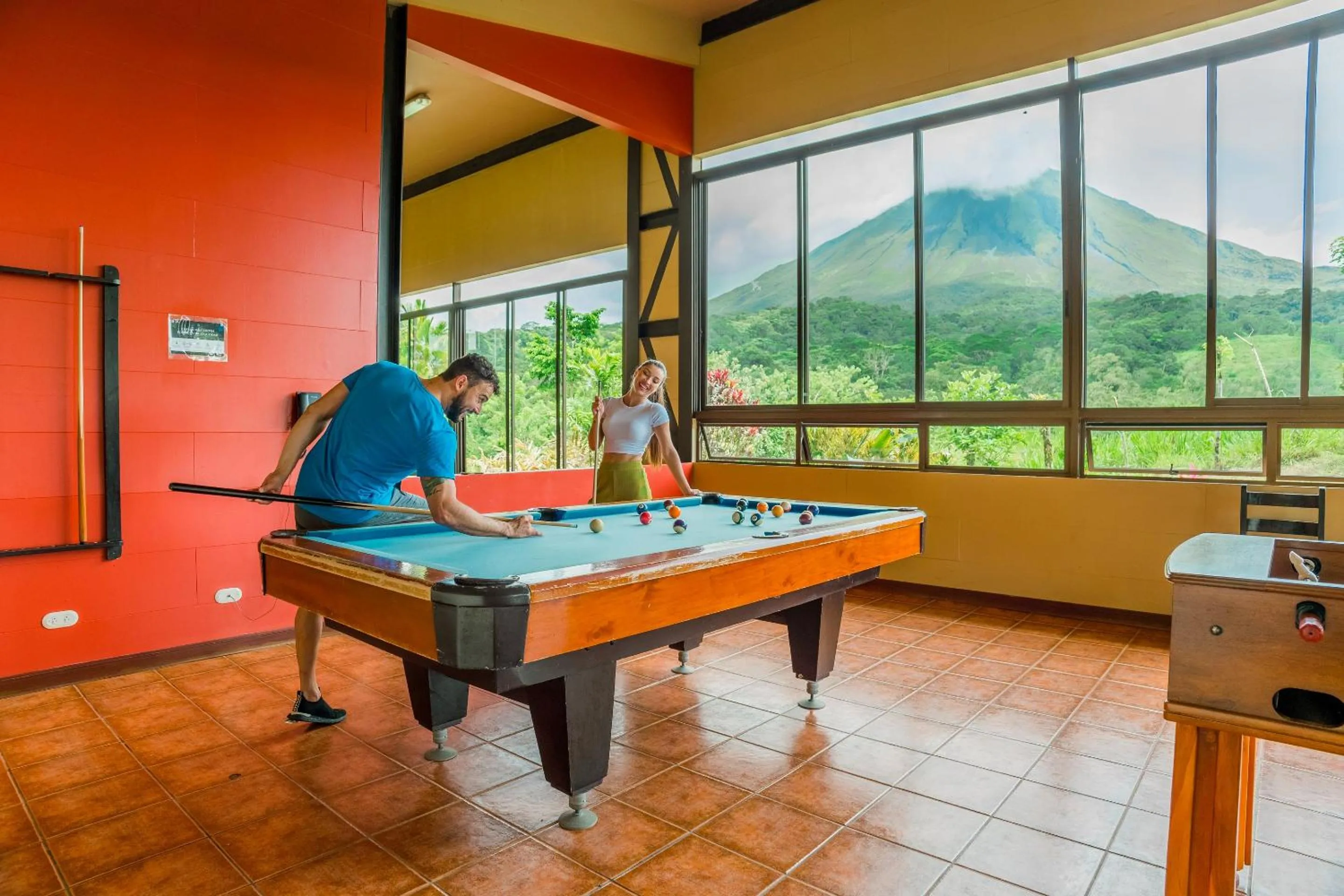 People in Hotel Arenal Kioro Suites & Spa