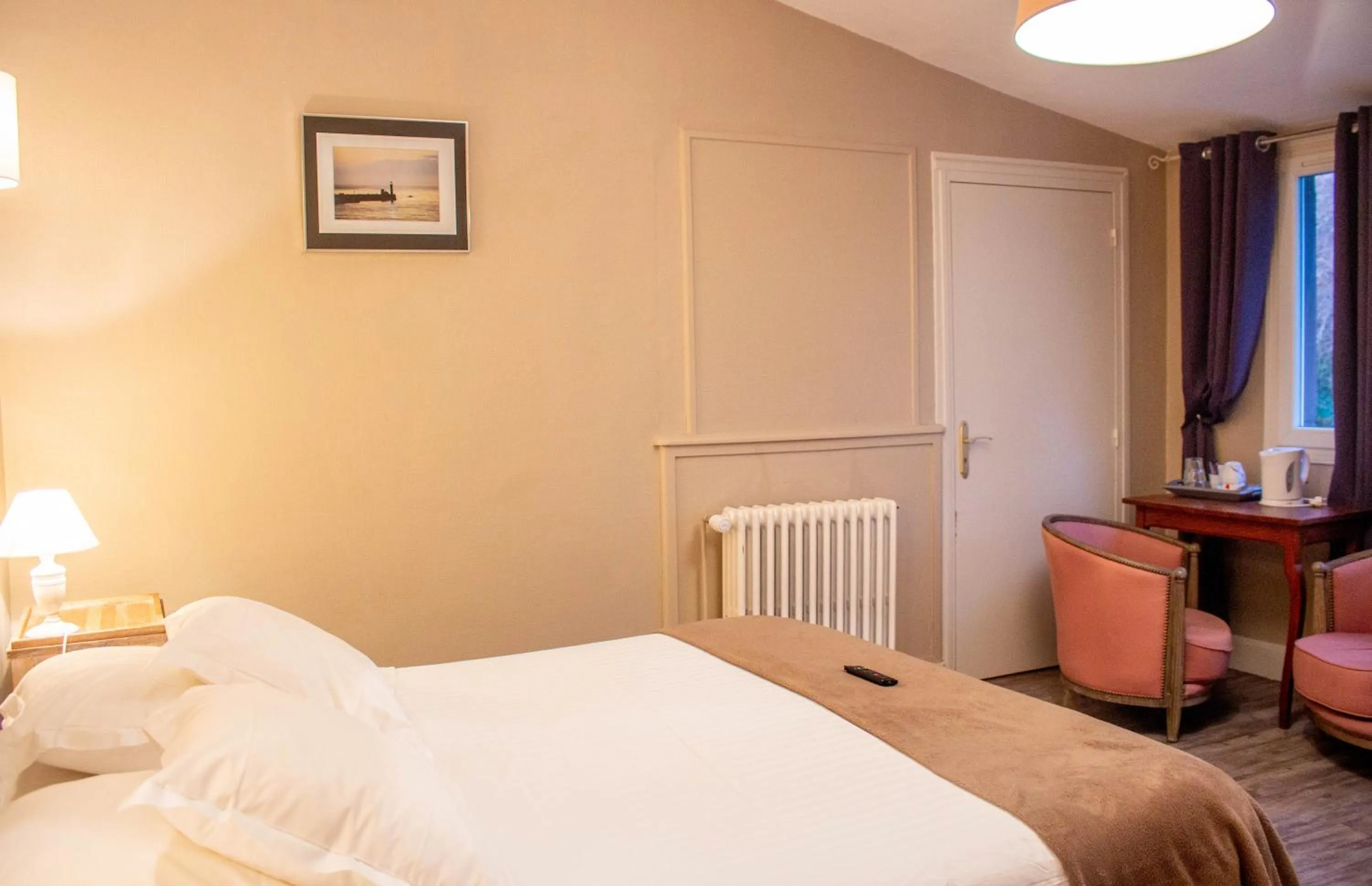 Bed in Hostellerie et SPA de la Vieille Ferme