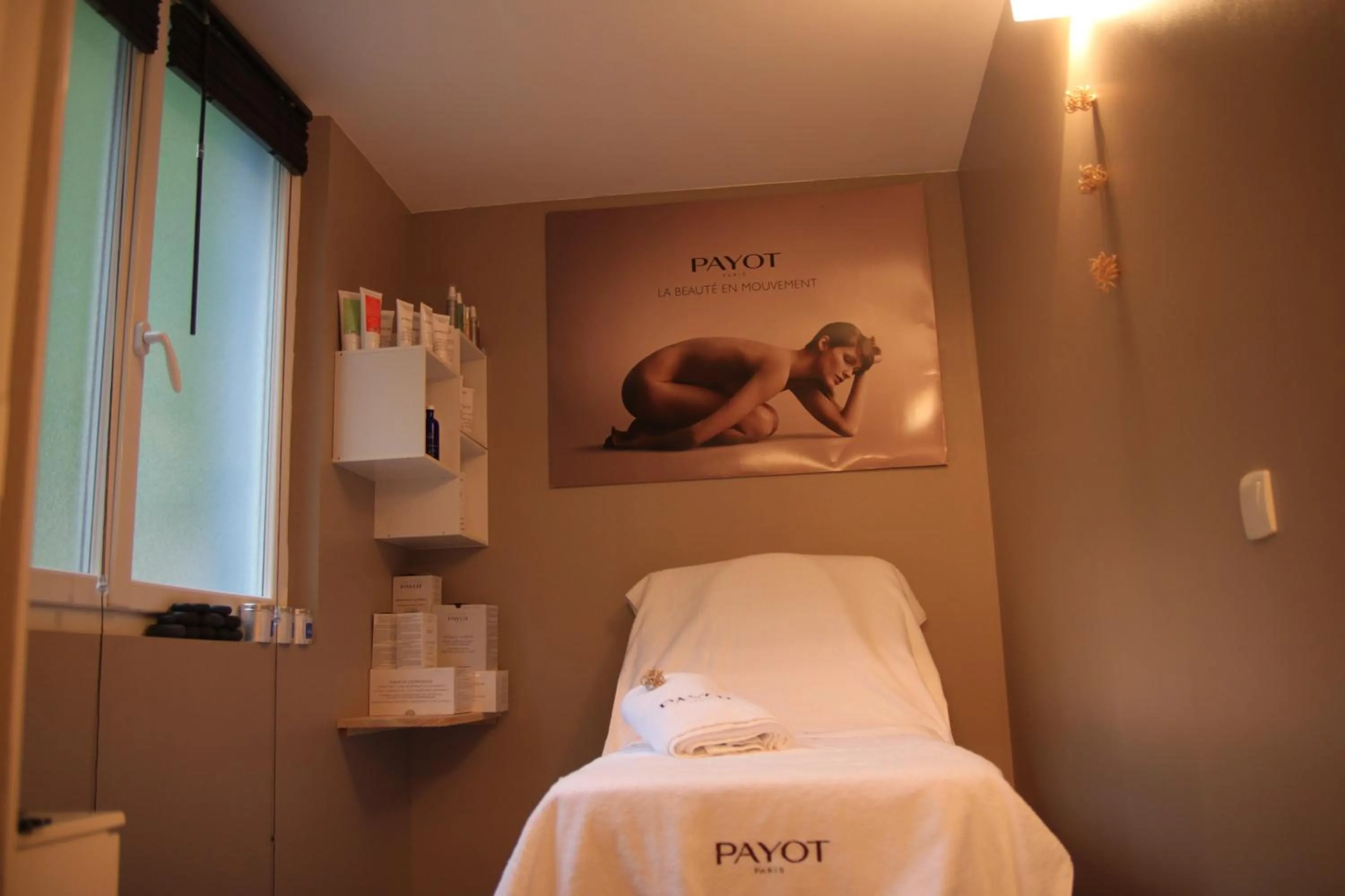 Spa and wellness centre/facilities, Bed in Hostellerie et SPA de la Vieille Ferme