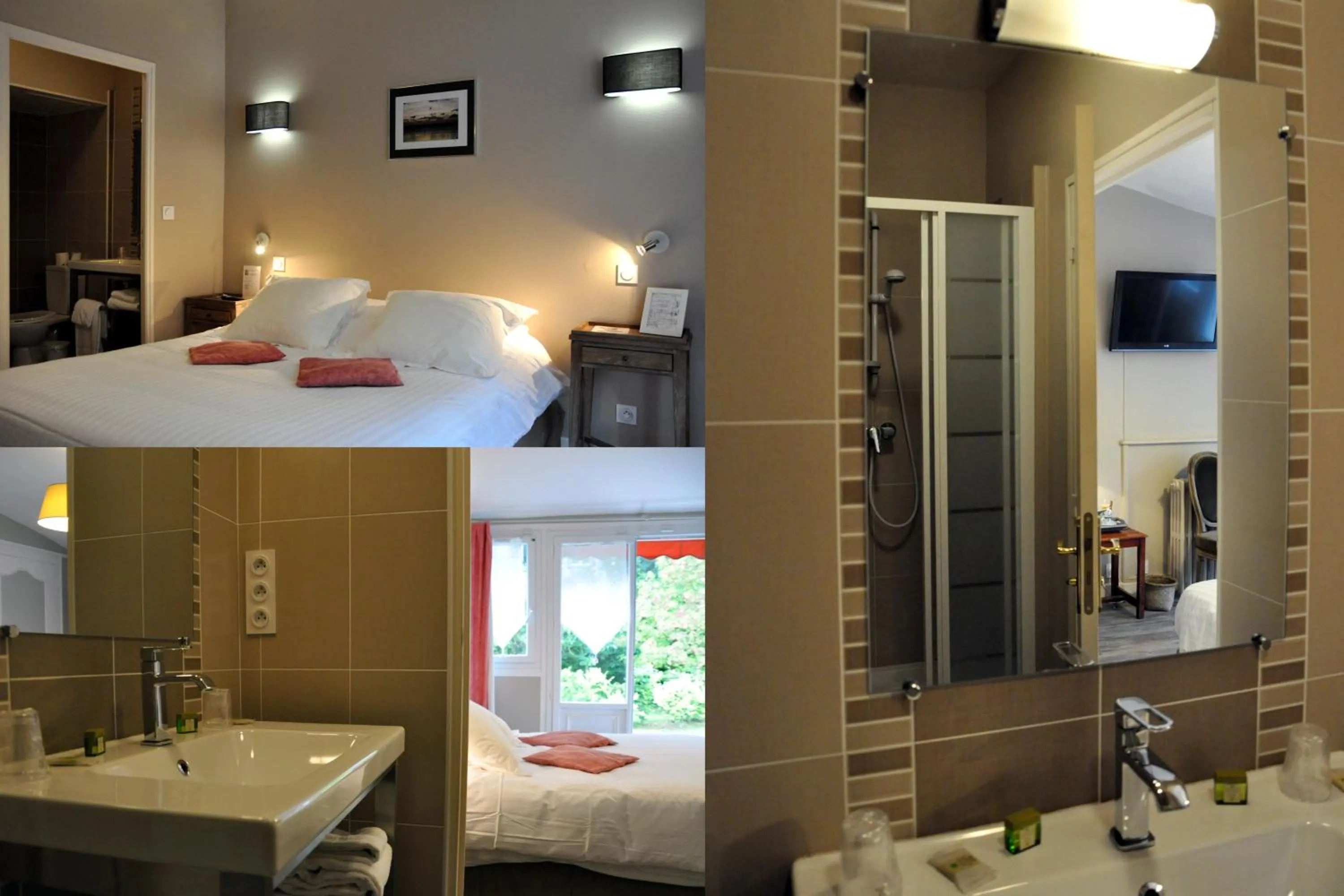 Photo of the whole room, Bed in Hostellerie et SPA de la Vieille Ferme