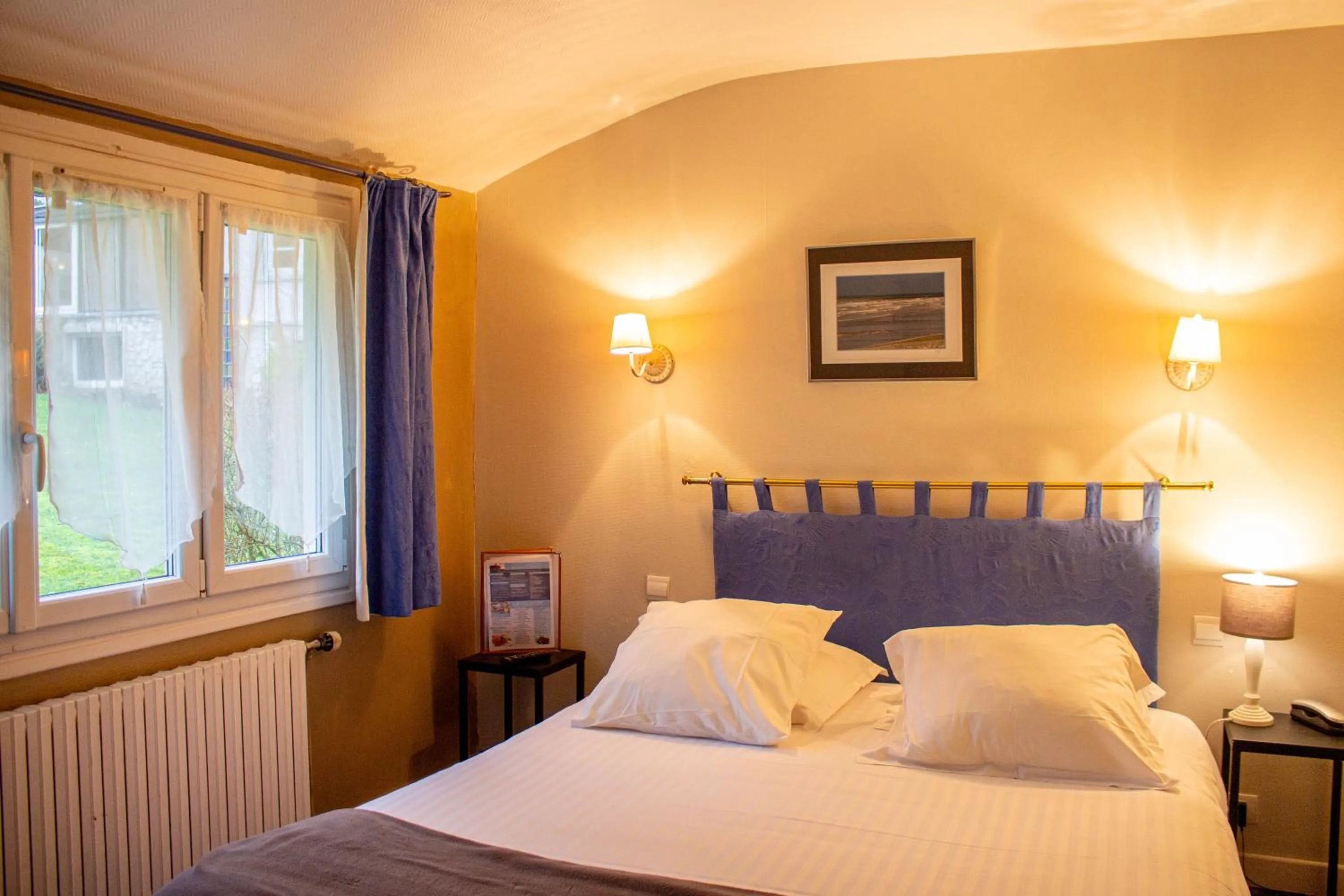 Bed in Hostellerie et SPA de la Vieille Ferme