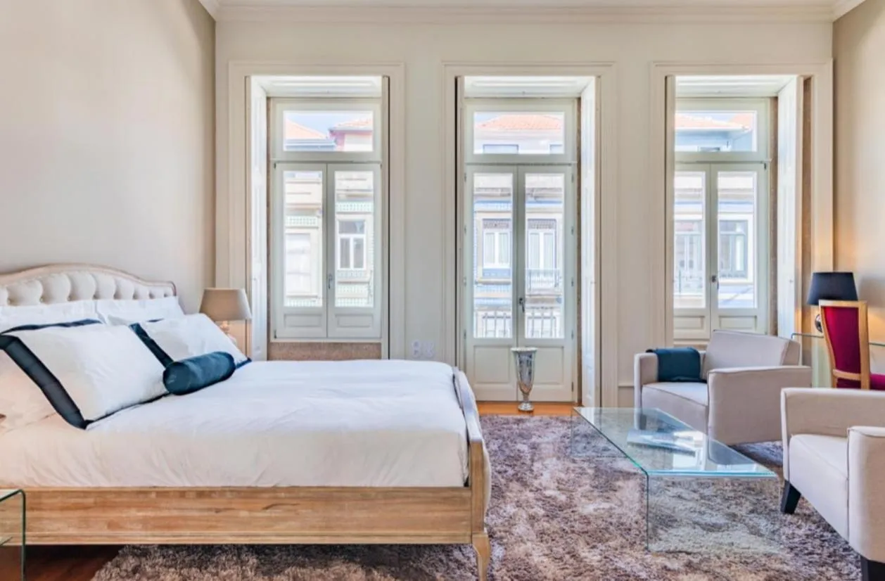 Nearby landmark, Bed in Maison Cabral