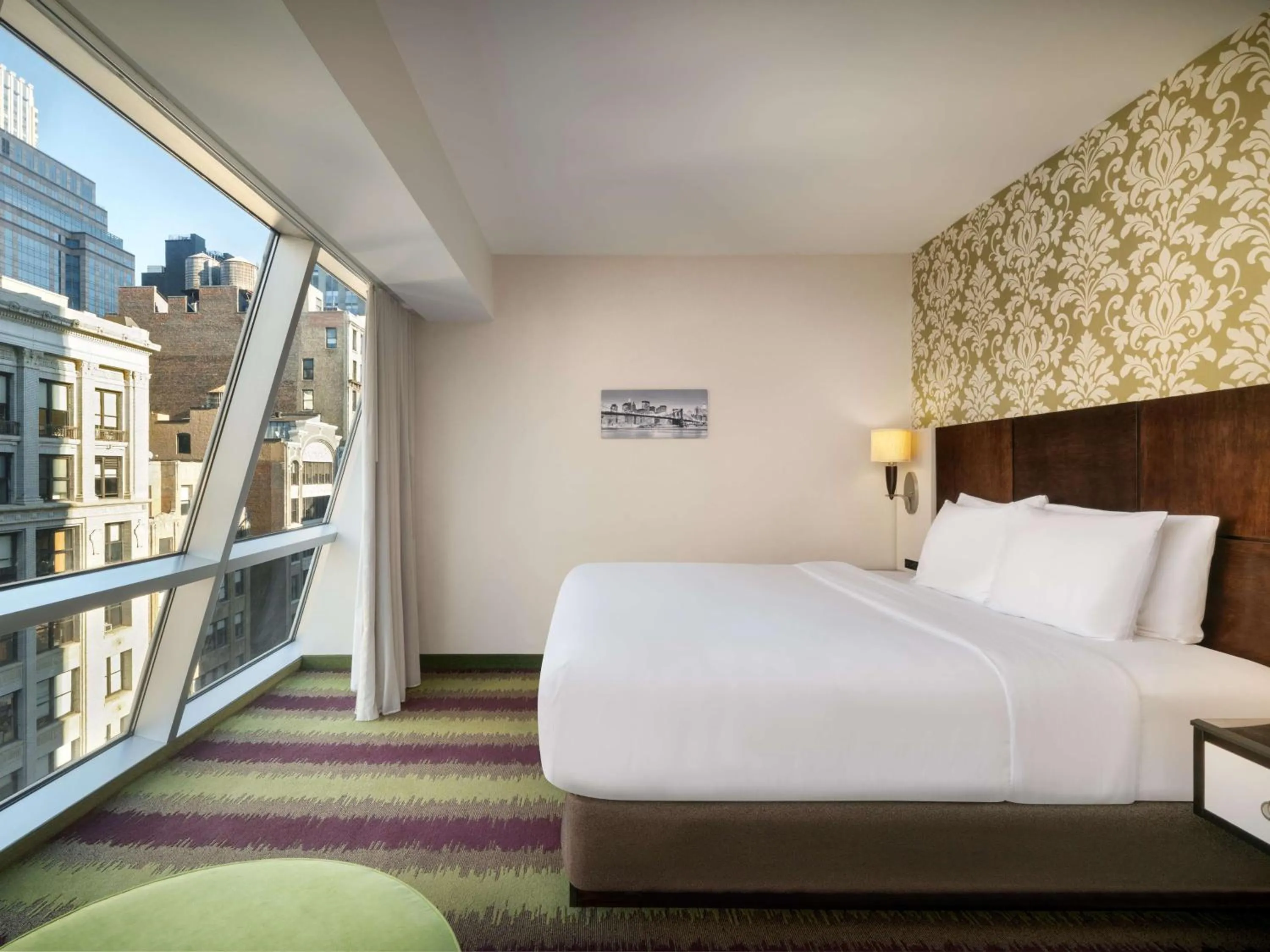 Bedroom, Bed in Best Western Premier Herald Square