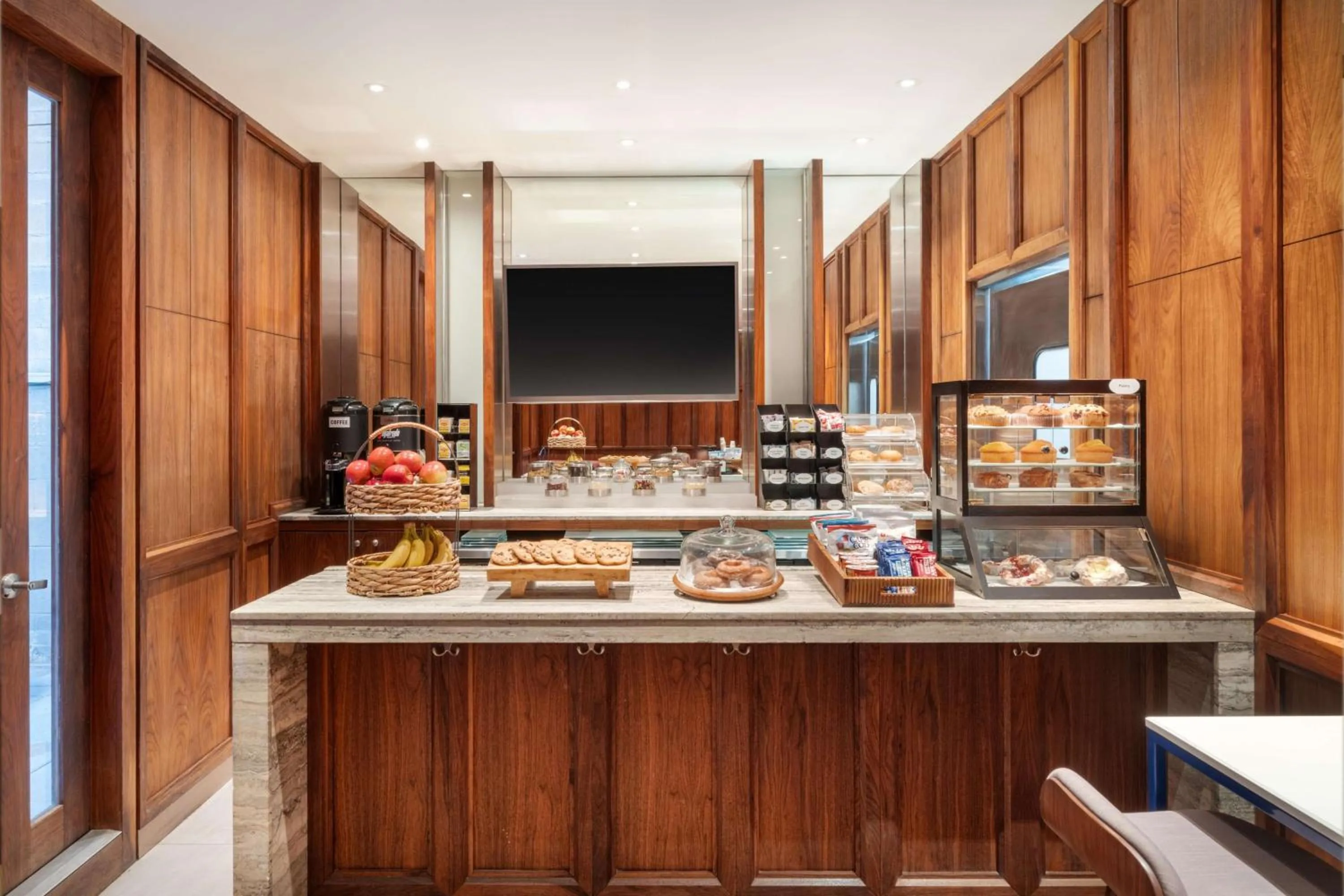 Restaurant/places to eat in Best Western Premier Herald Square