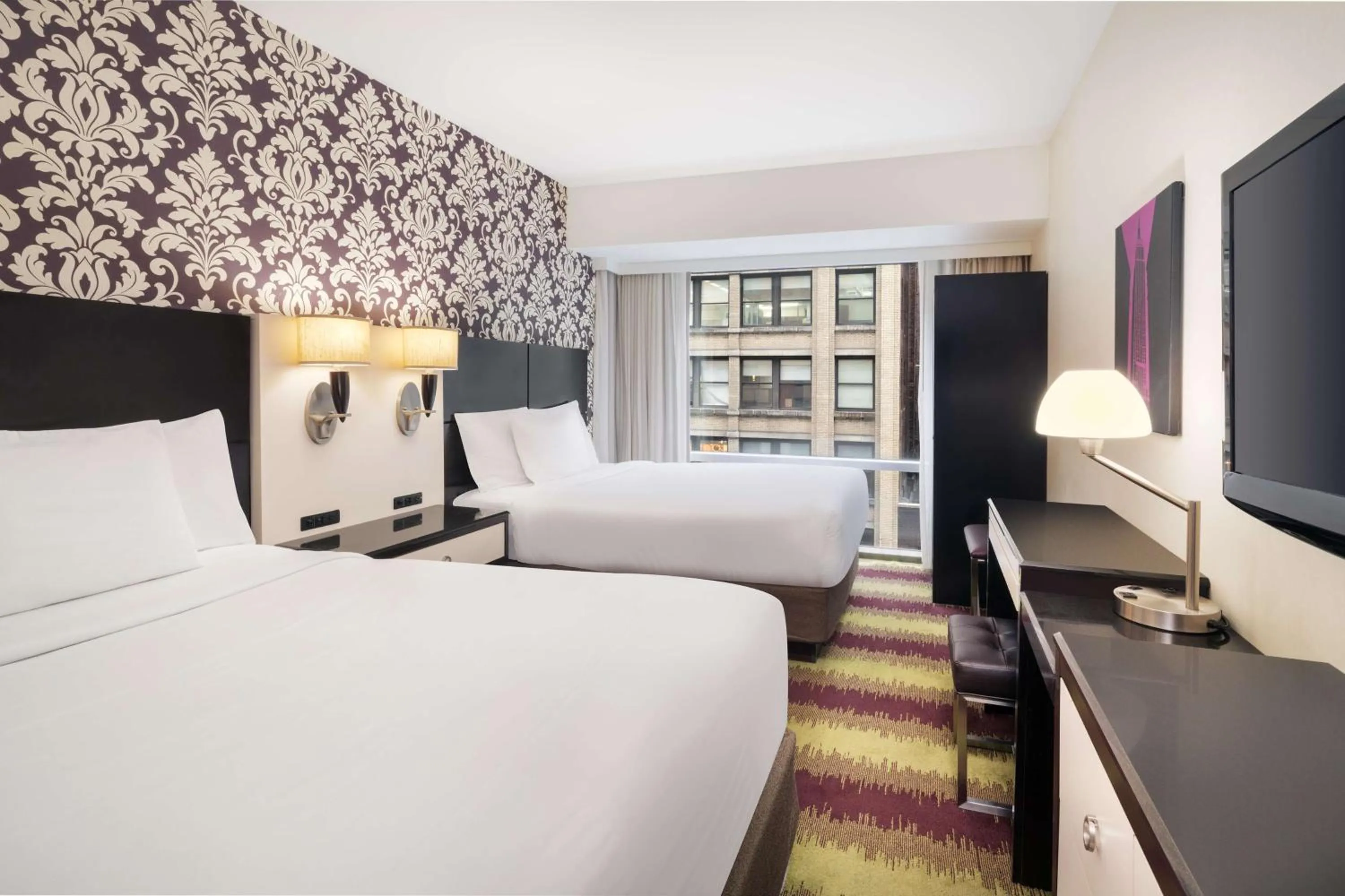 Bedroom, Bed in Best Western Premier Herald Square