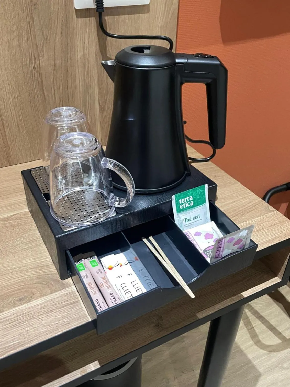 Coffee/tea facilities in Hôtel Icare