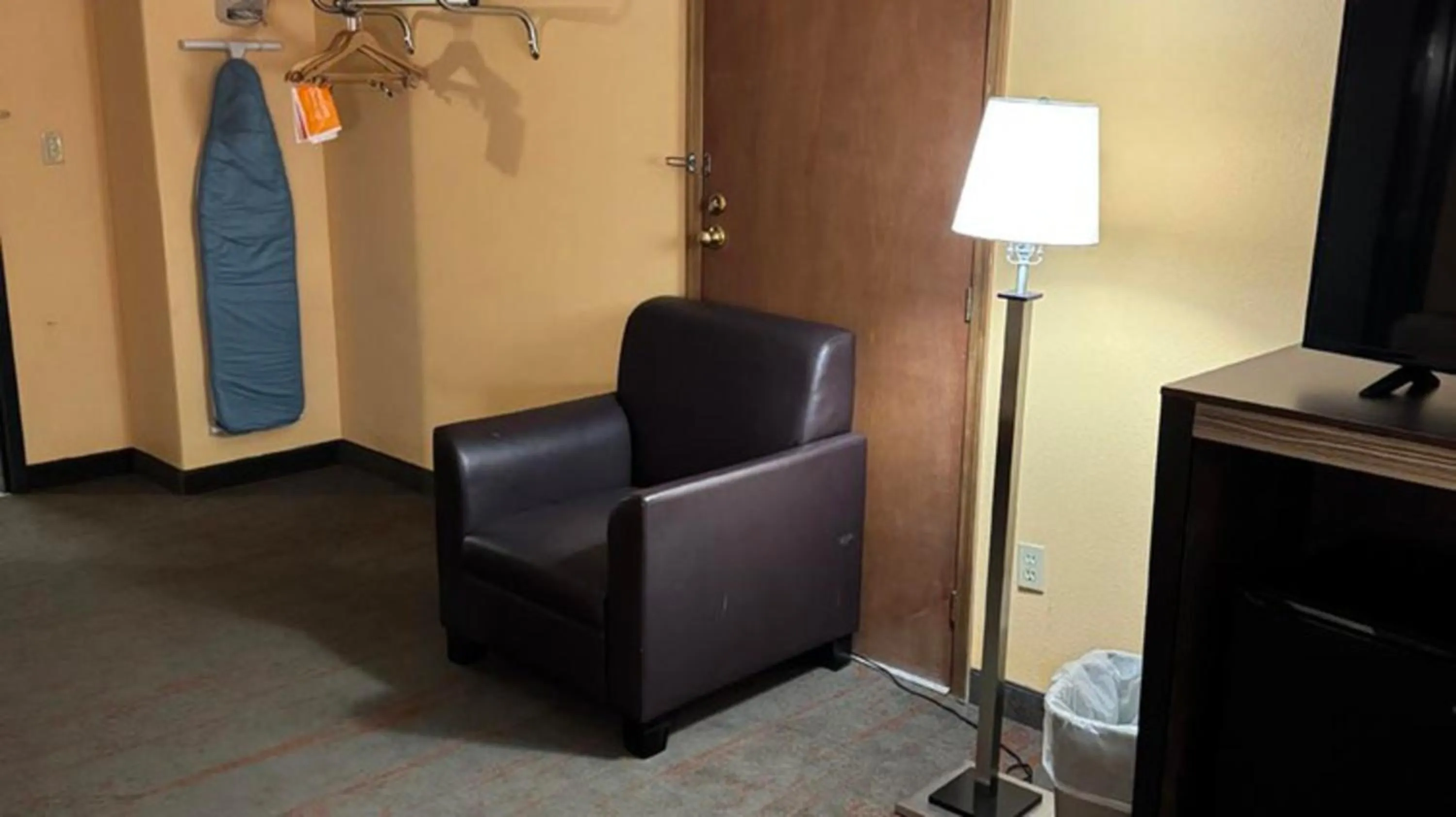 Bedroom in Appalachian Hotel