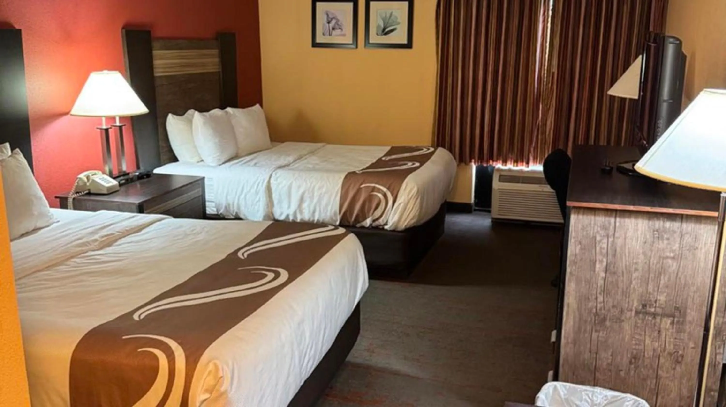 Bed in Appalachian Hotel