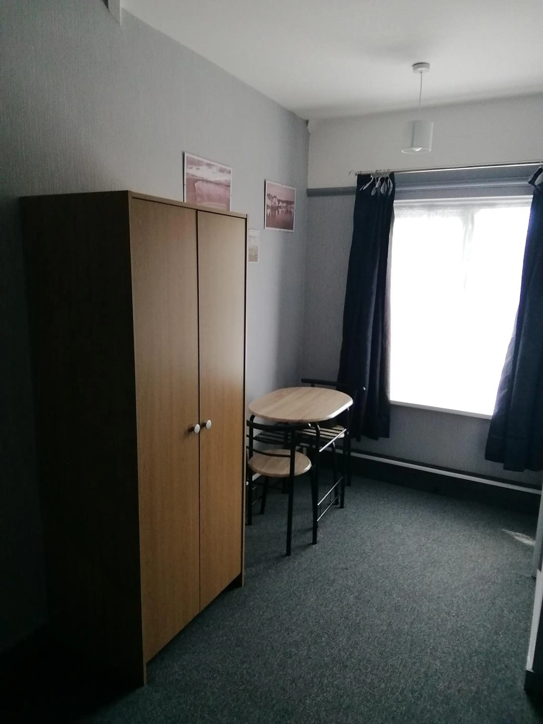 Bedroom in The Old Castle Hotel