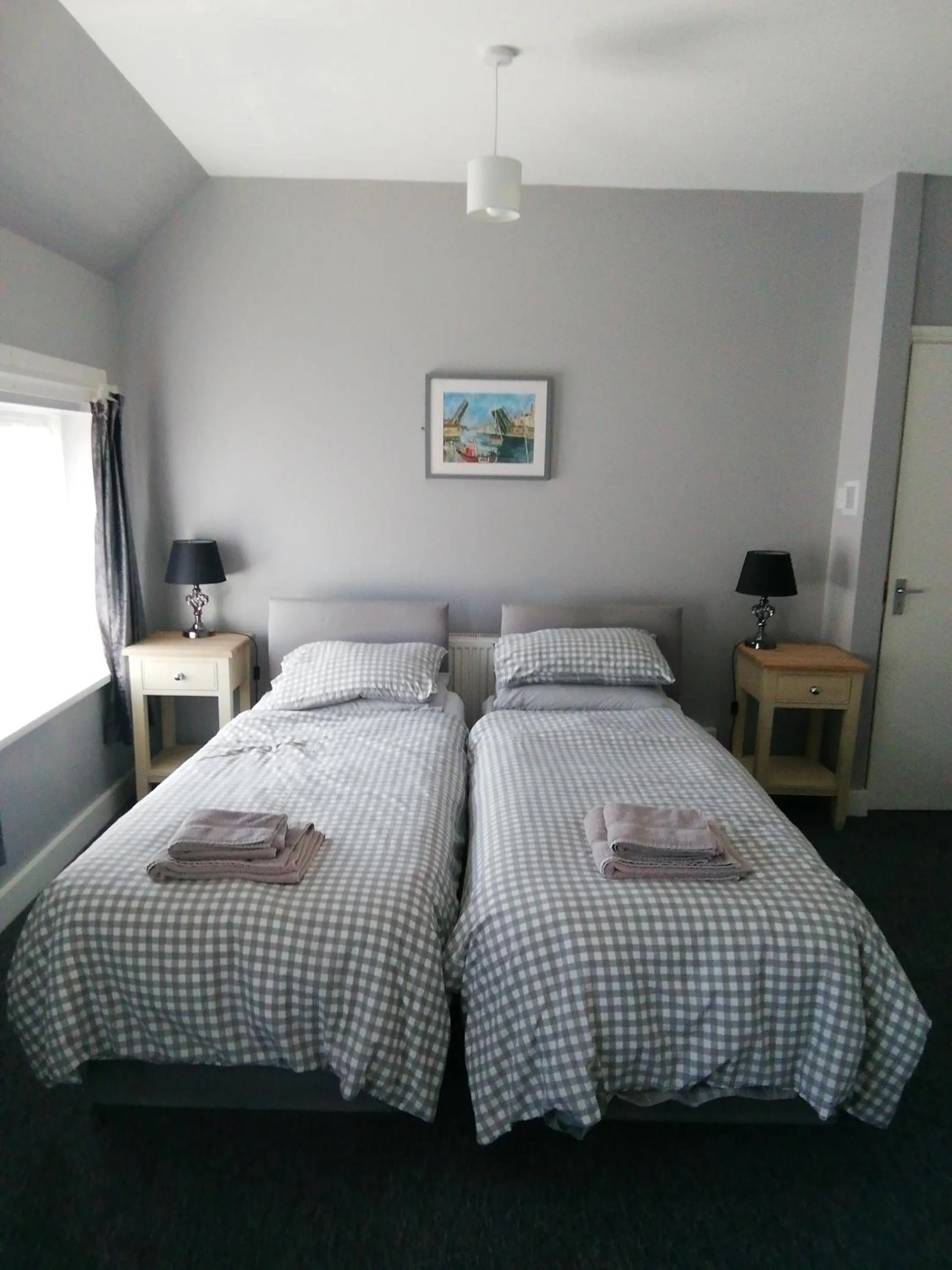 Bedroom, Bed in The Old Castle Hotel