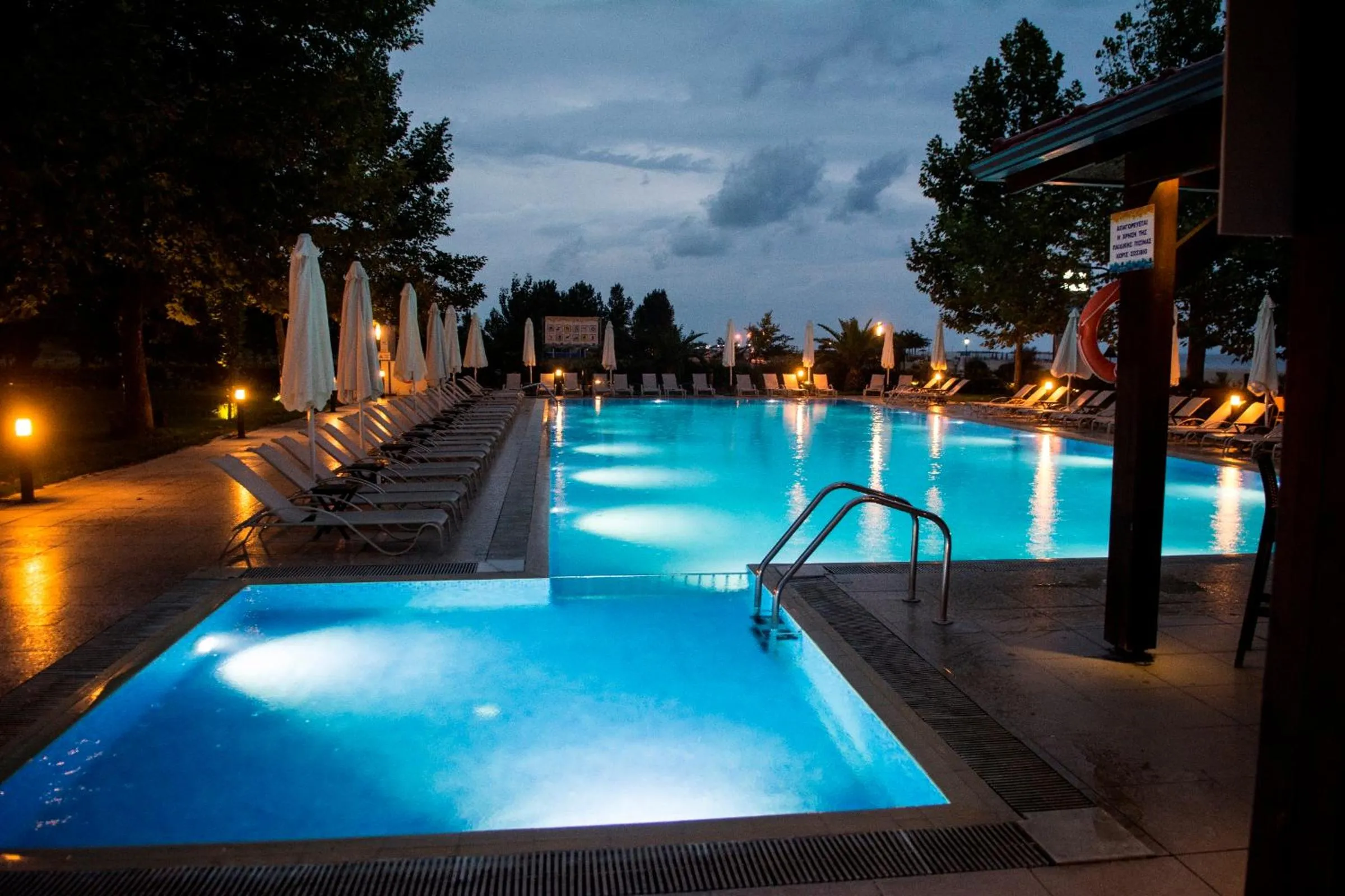 Swimming pool in Hotel Giannoulis