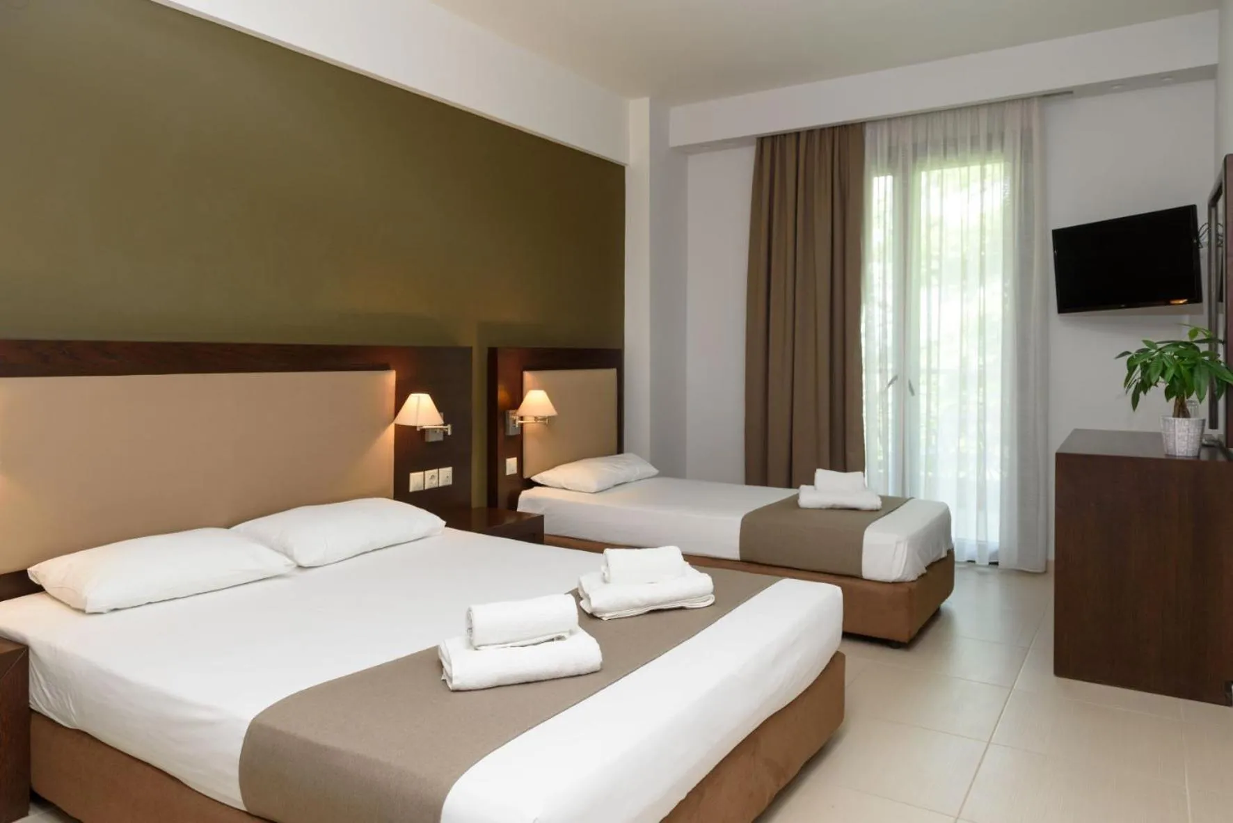 Bed in Hotel Giannoulis