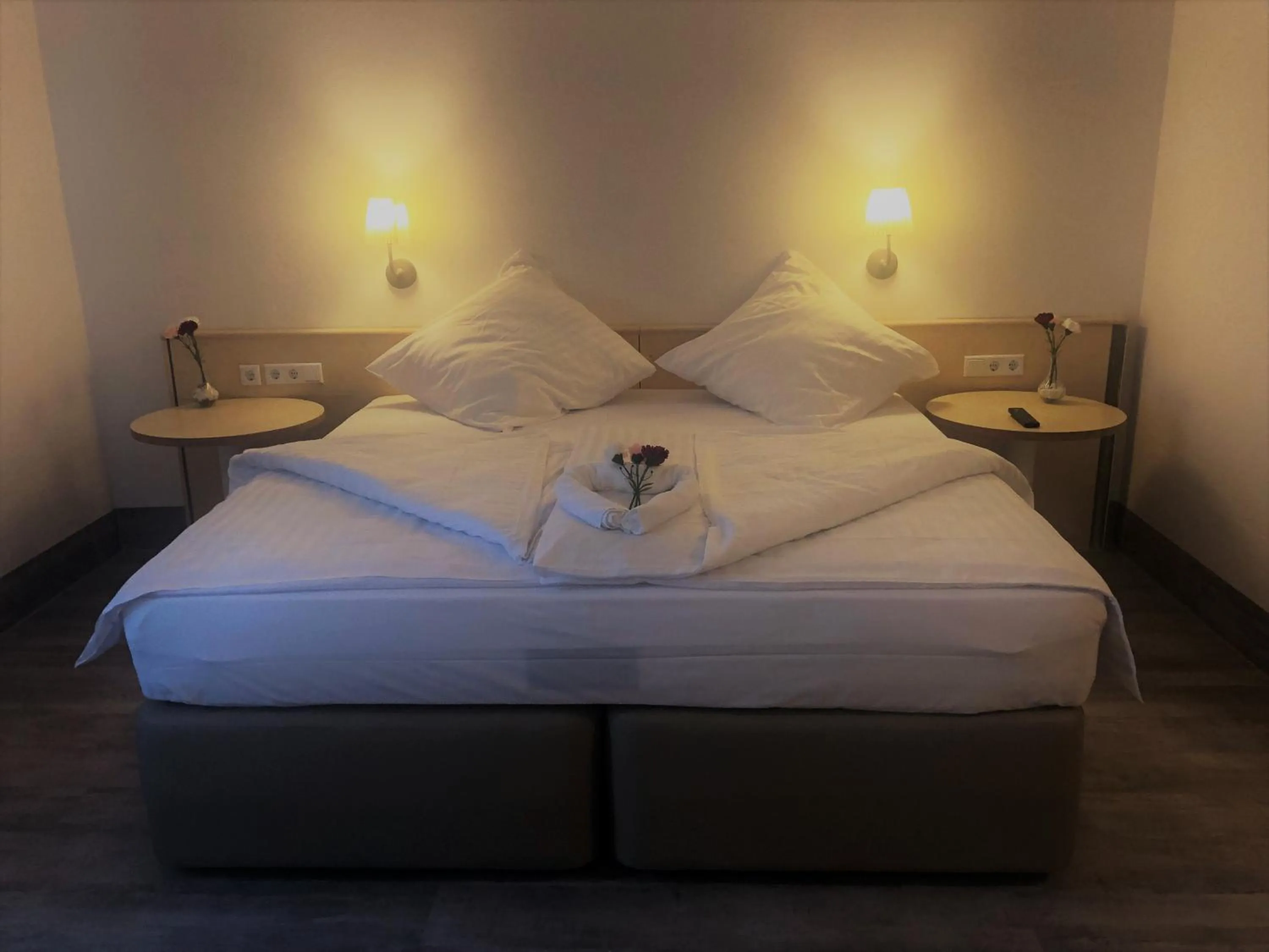 Bed in A&M Hotel Barsinghausen