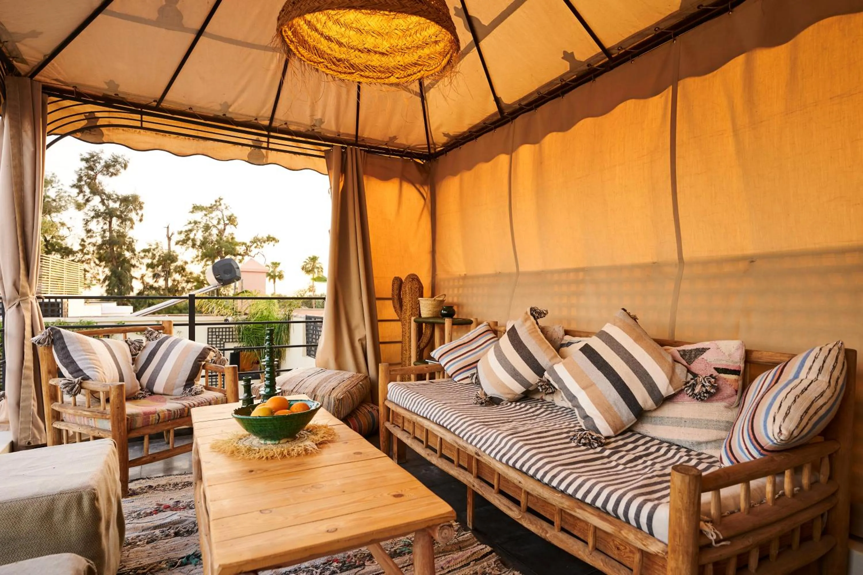 Balcony/Terrace in Riad Miloud en exclusivité 10 P au cœur de la Médina