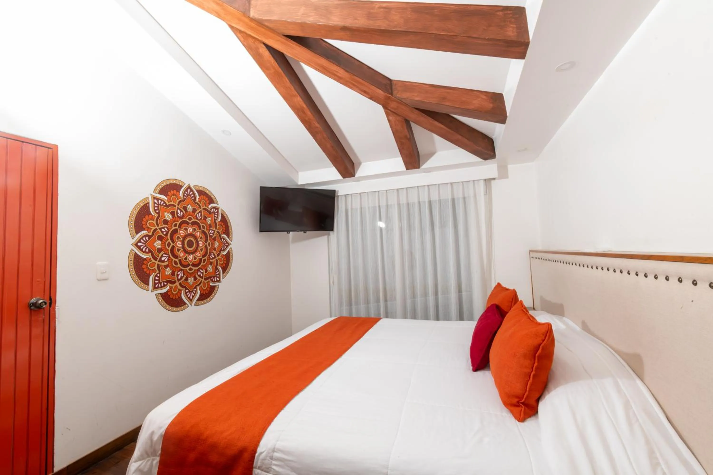 TV and multimedia, Bed in Sangay Spa Hotel