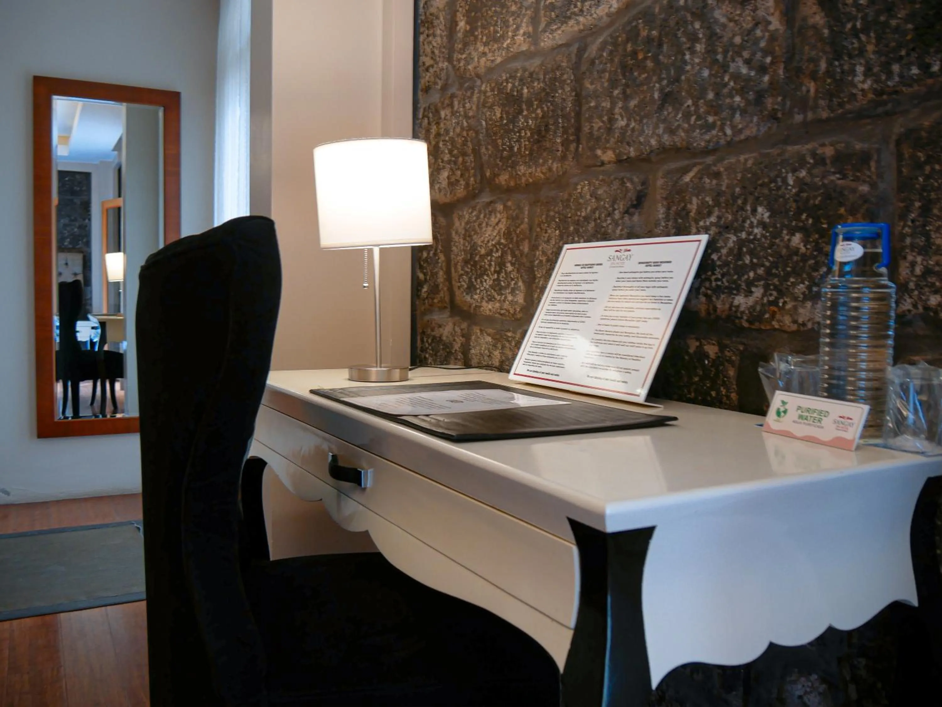 hair dresser in Sangay Spa Hotel