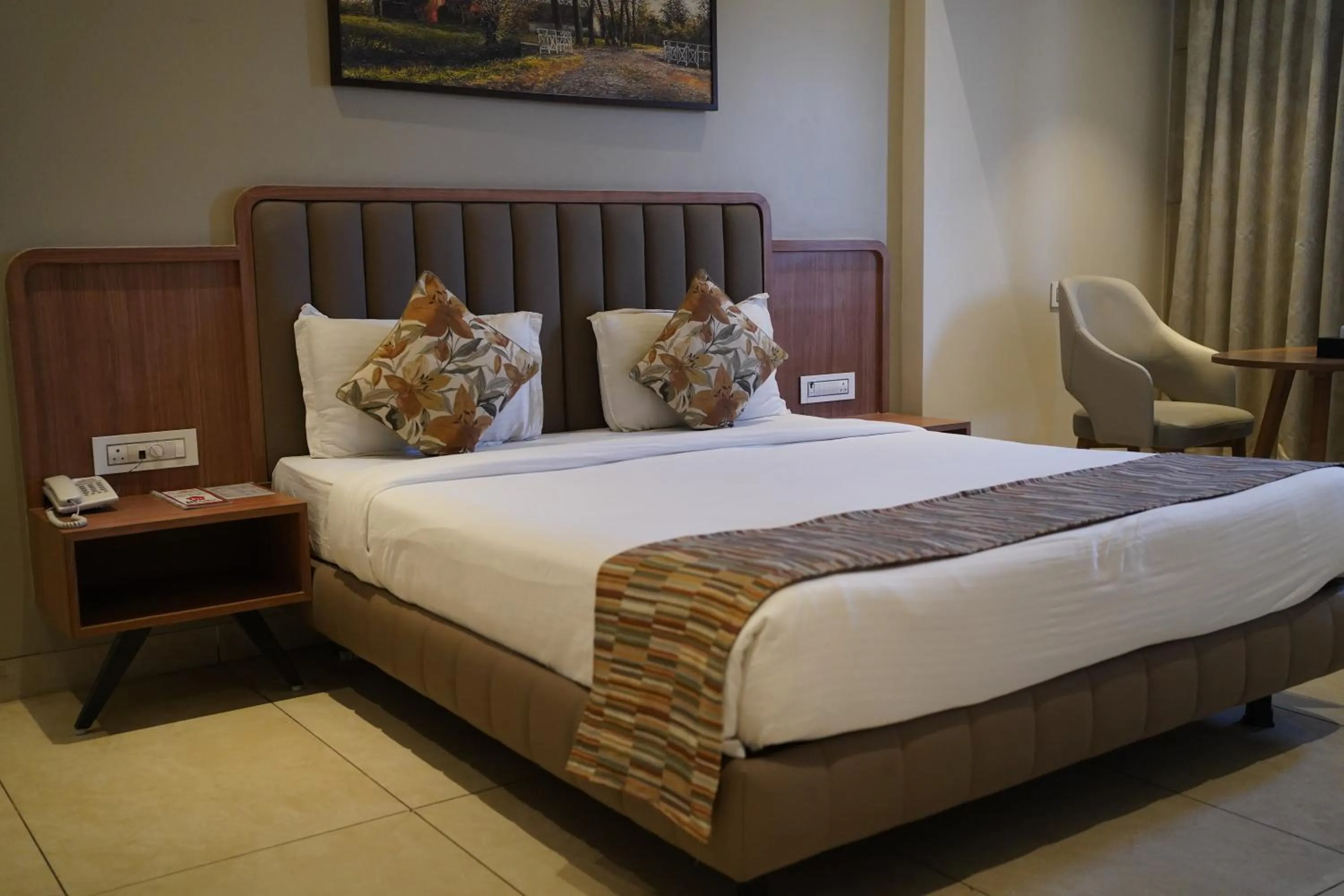 Bed in Rudra Shelter Business Hotel