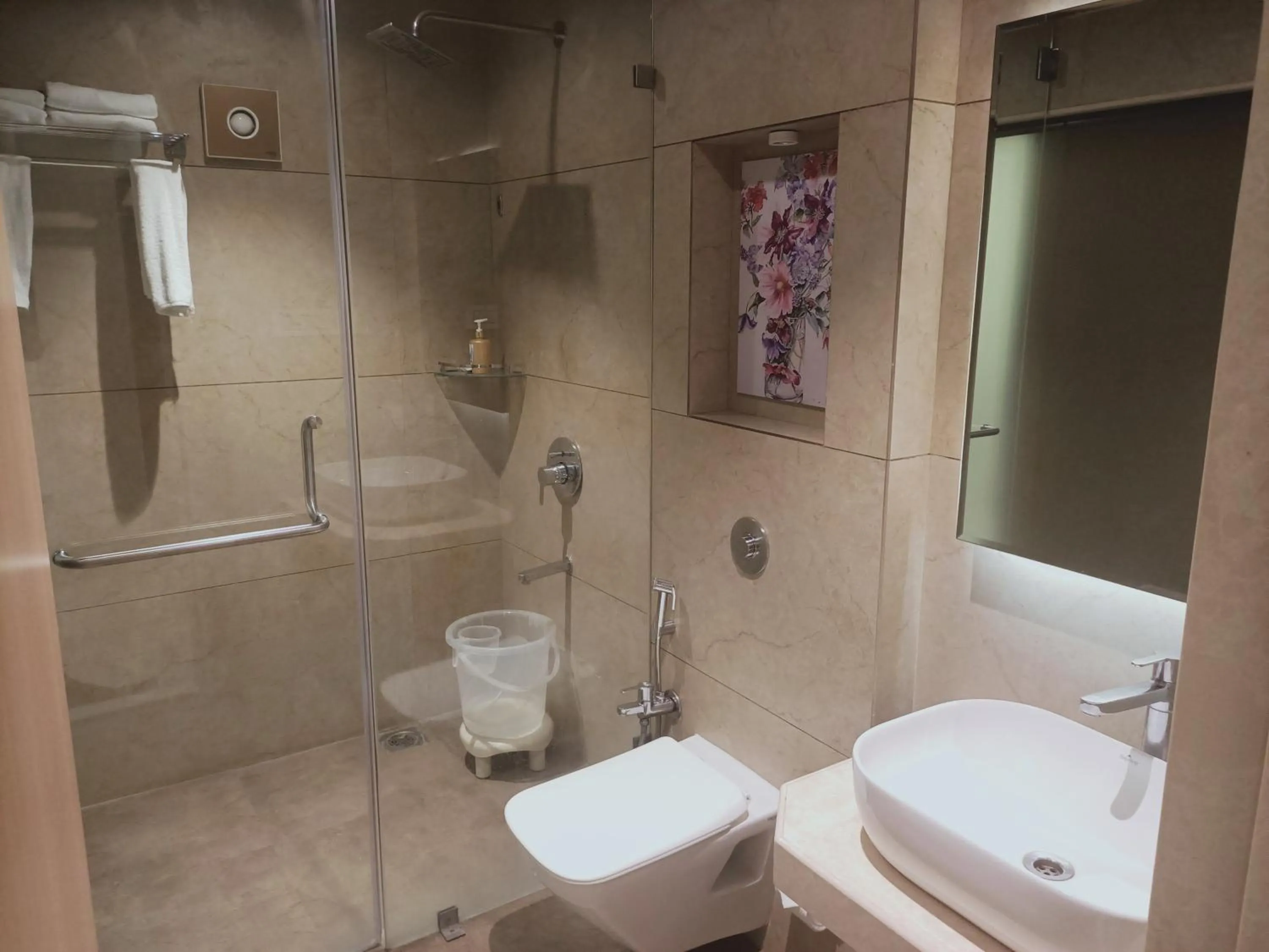 Bathroom in Rudra Shelter Business Hotel
