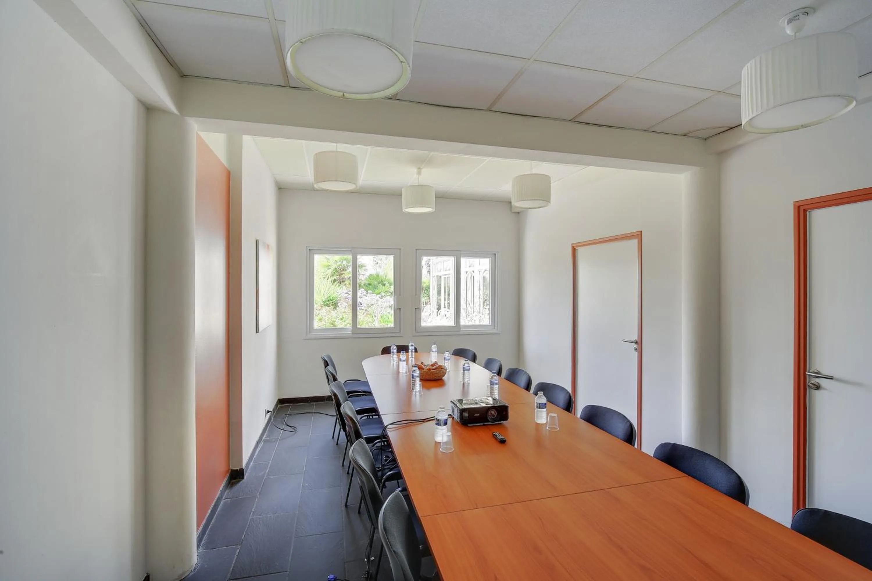 Meeting/conference room in LOGIS Hôtel ARCADIA