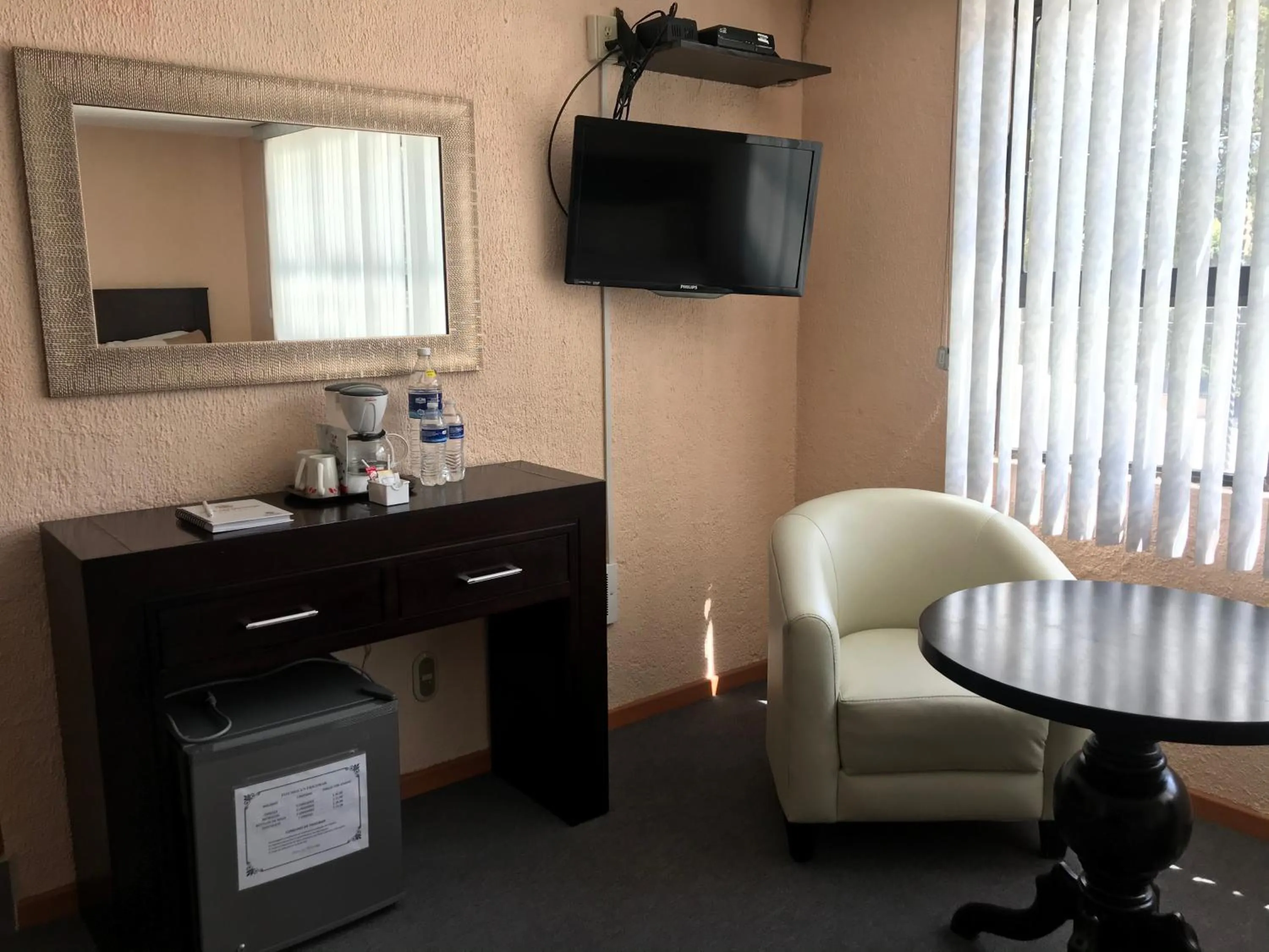 Photo of the whole room in Hotel Finca Las Hortensias