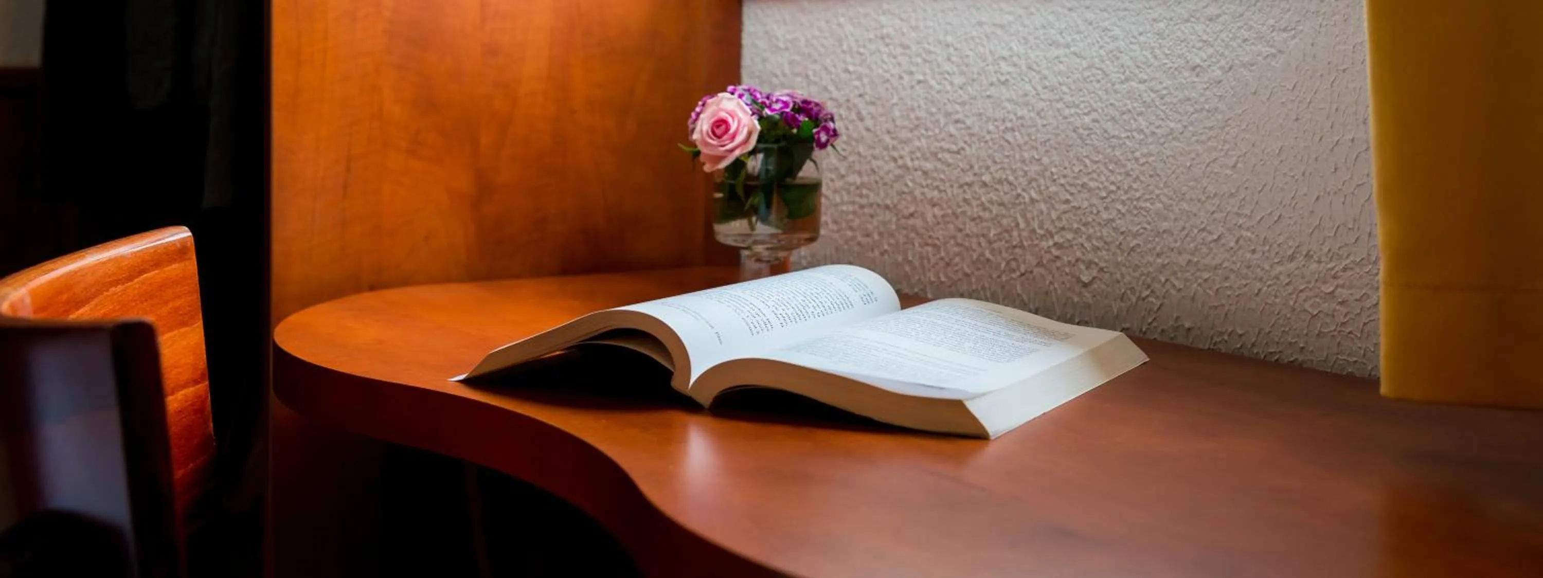 Bedroom in Brit Hotel Rennes Cesson