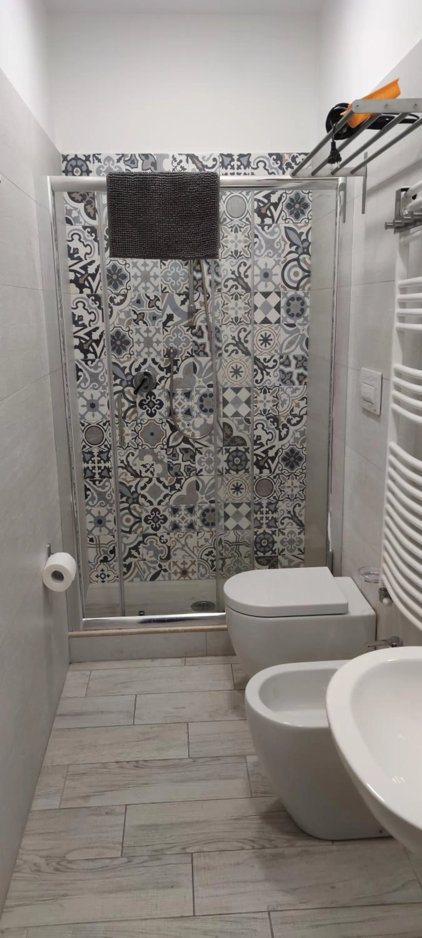 Bathroom in Guest House Via Milano