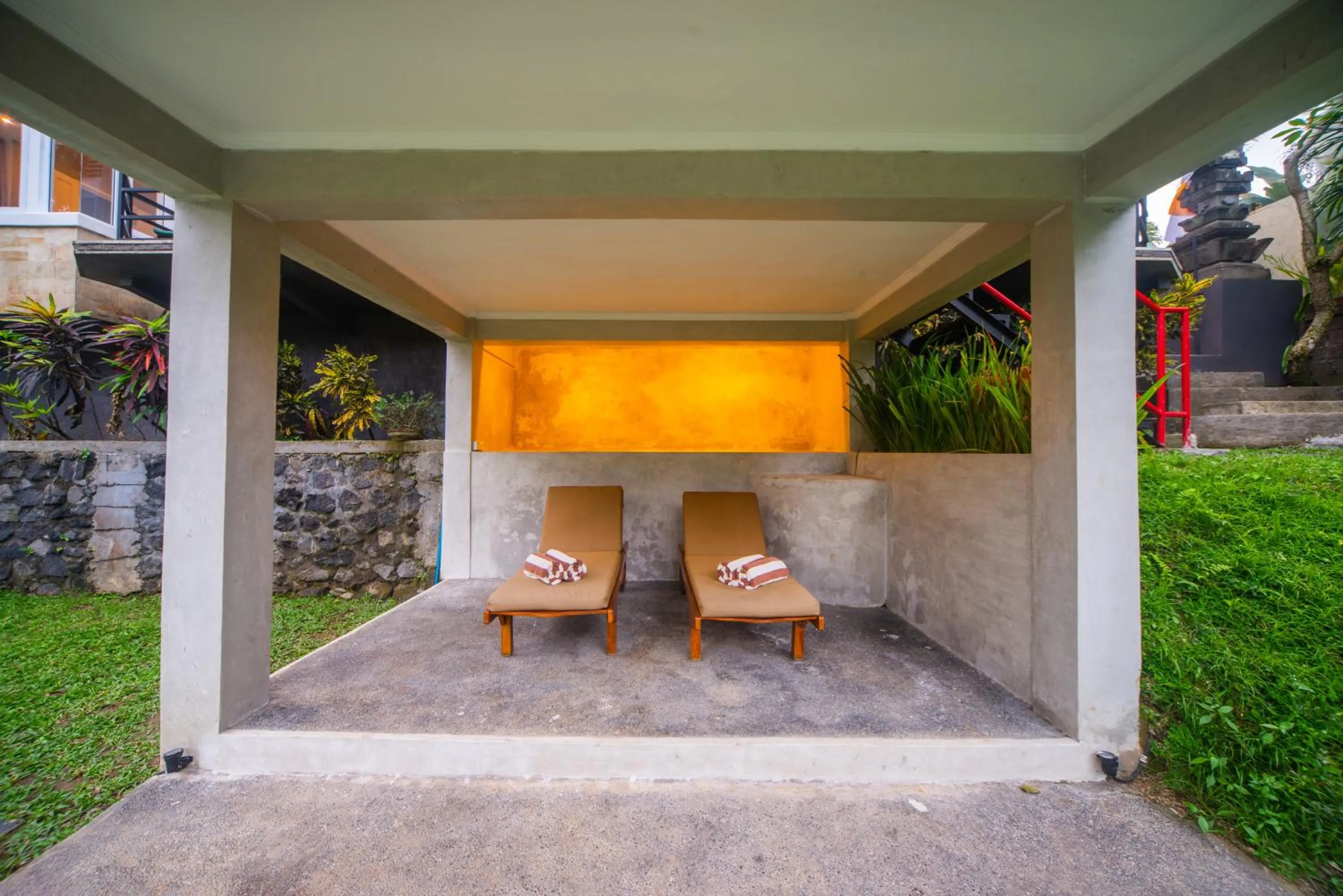 sunbed in Casa Priya Ubud