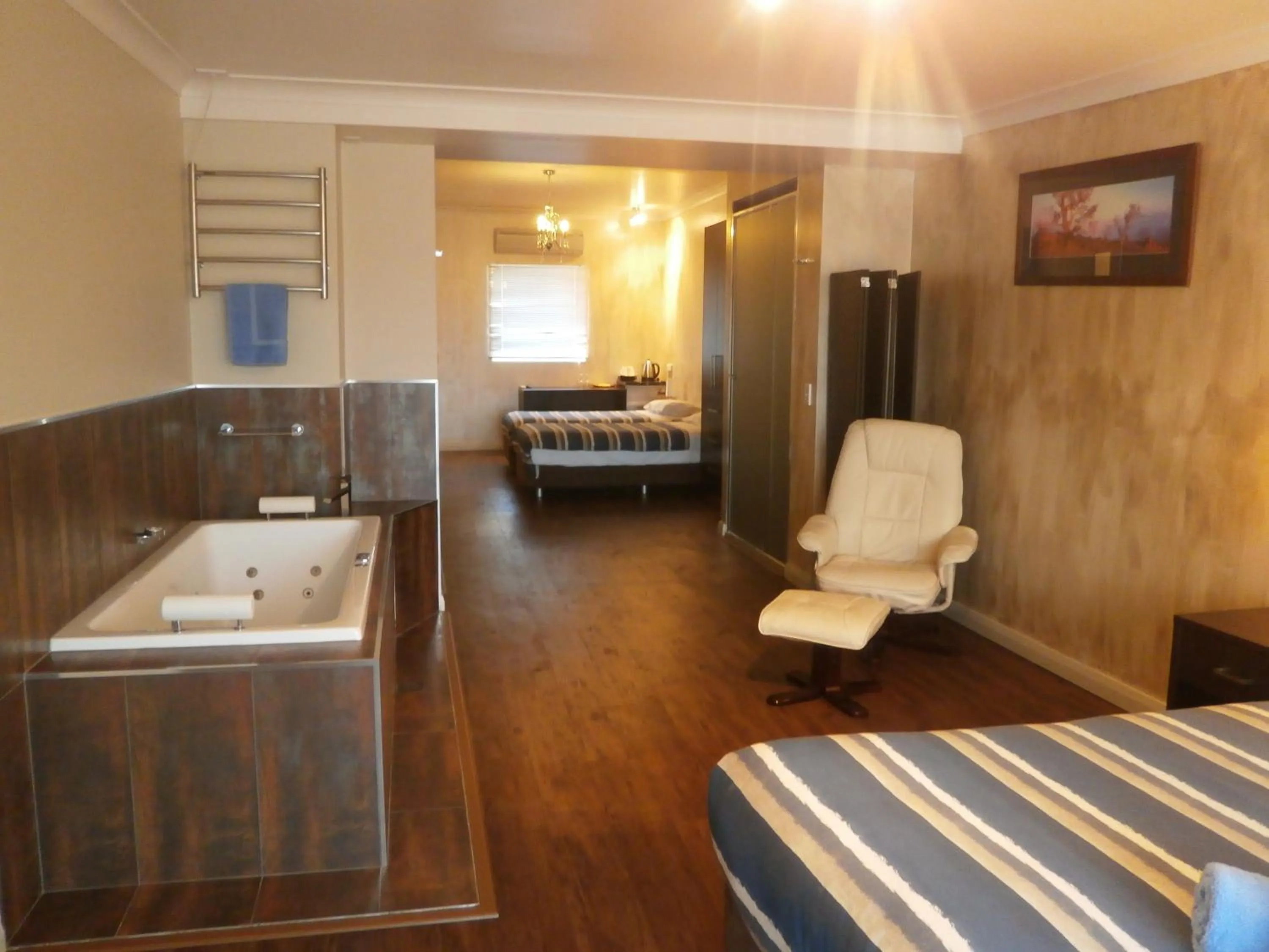 Photo of the whole room, Bed in Siesta Villa