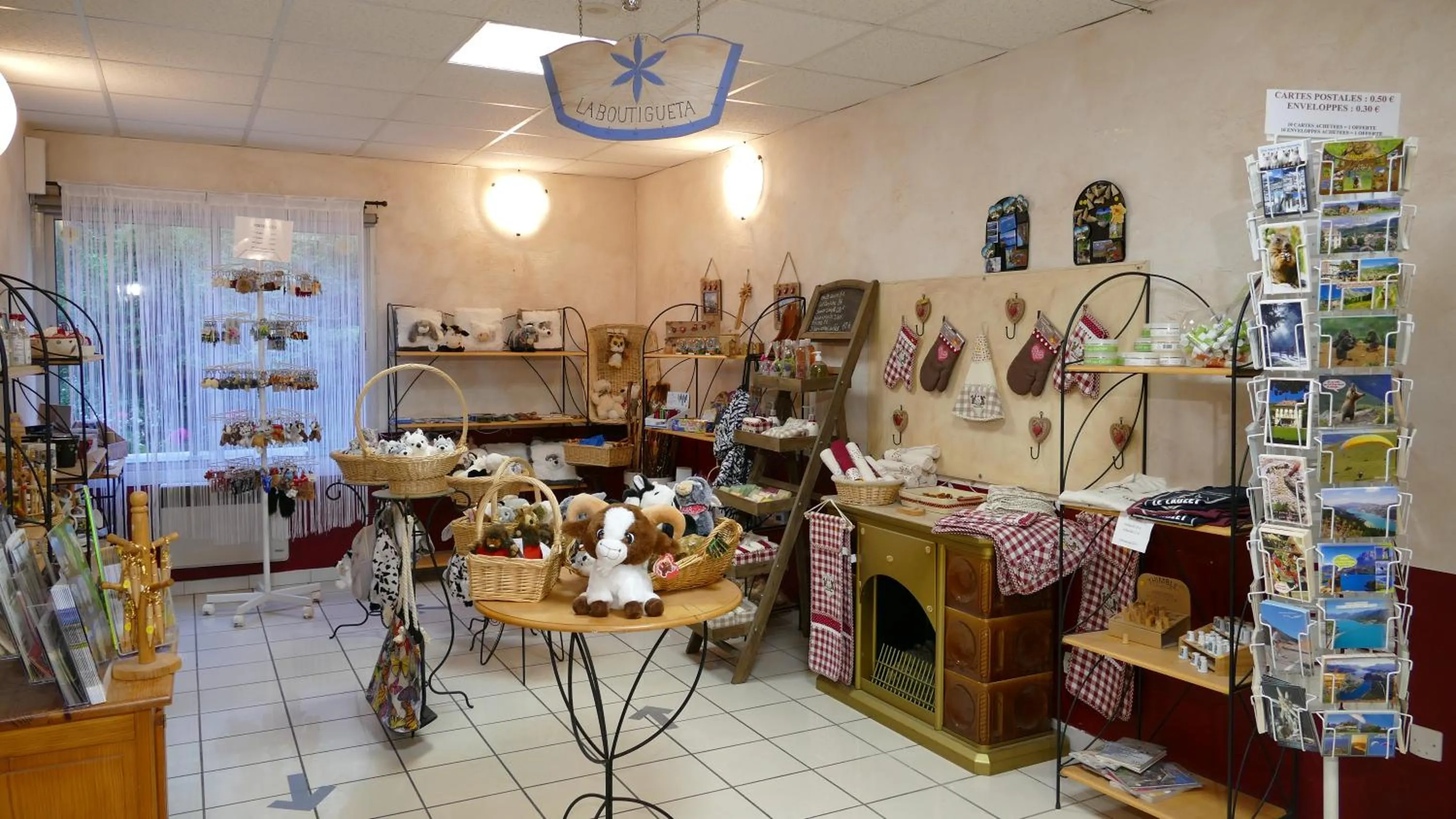 Property building in Hotel-Restaurant La Lauzétane