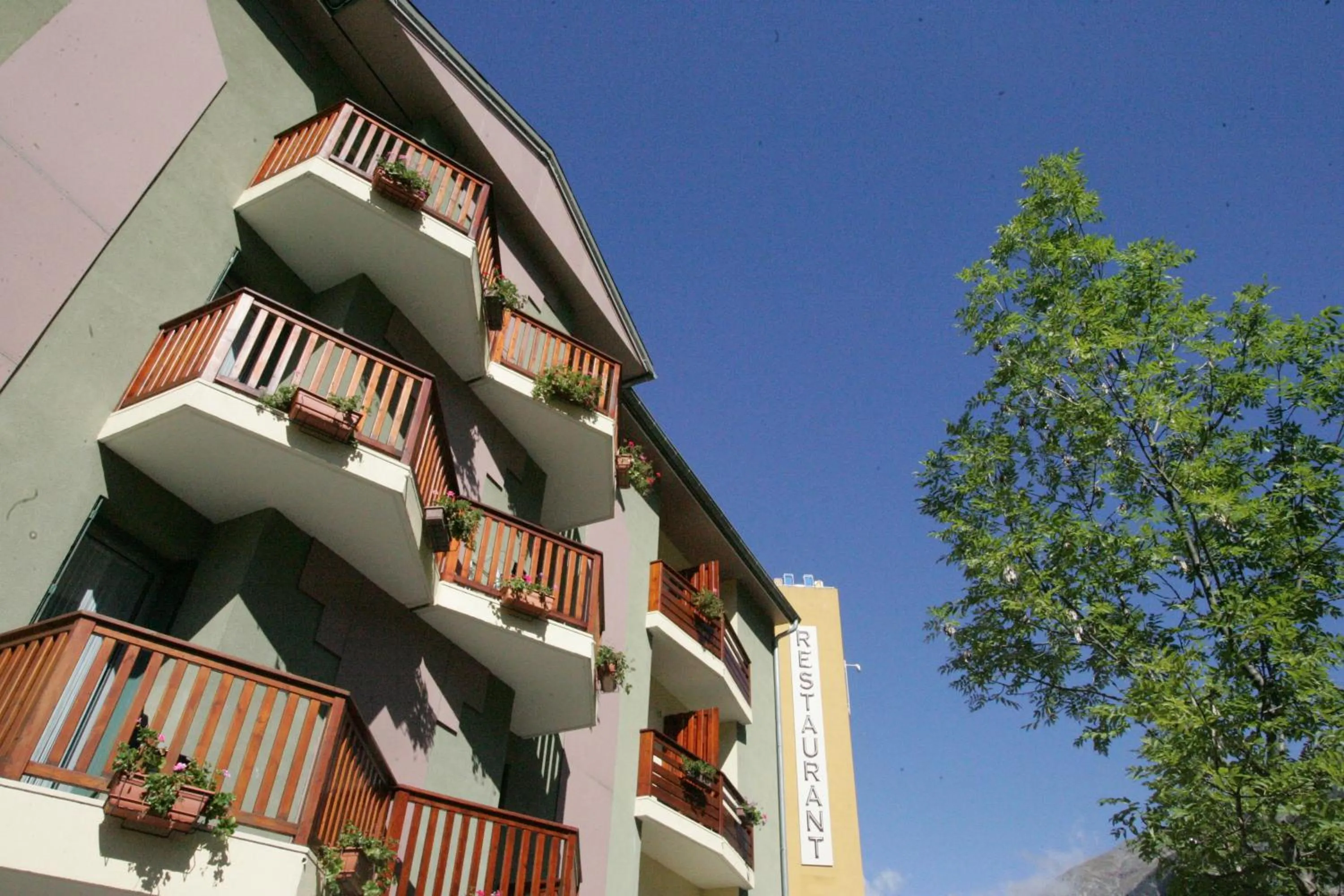 Property building in Hotel-Restaurant La Lauzétane