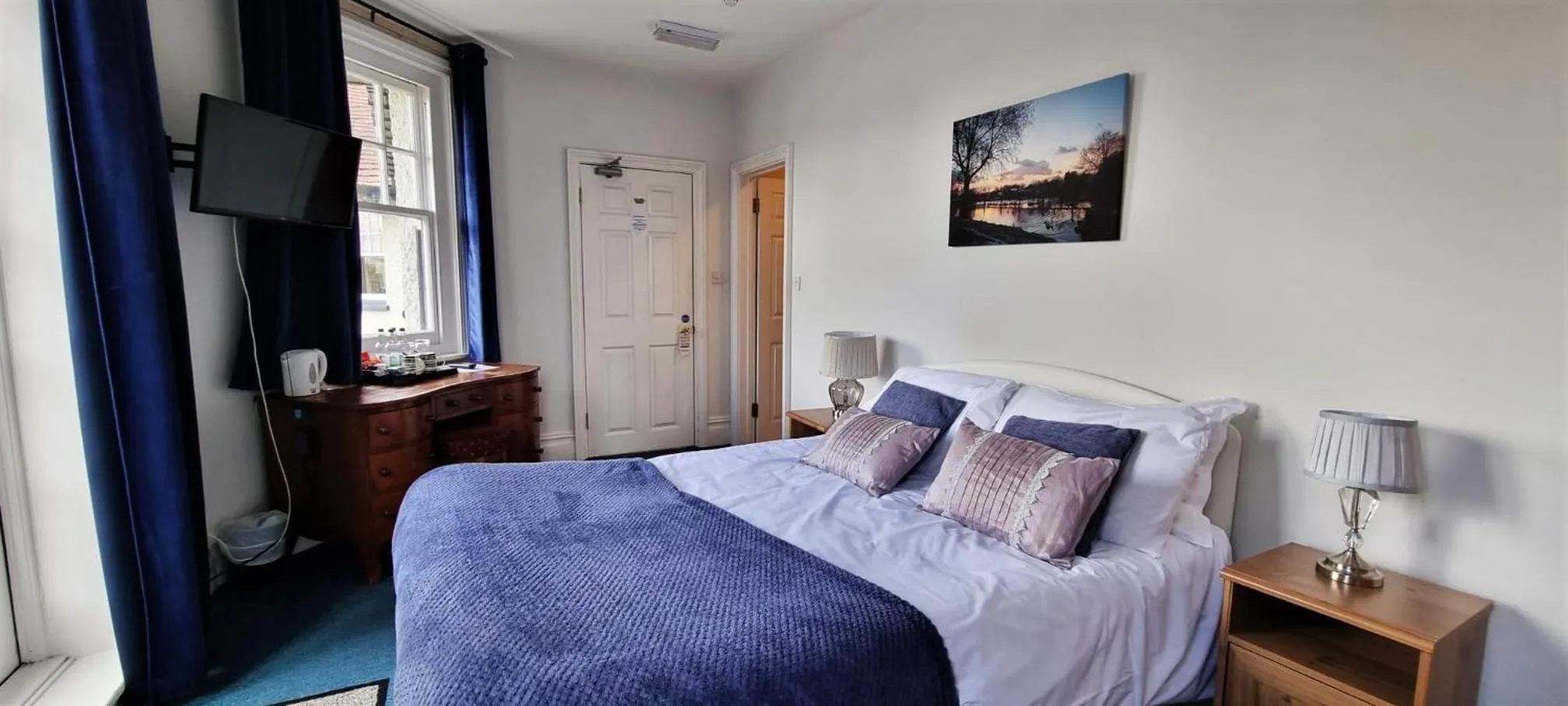 Bed in The Weir Hotel